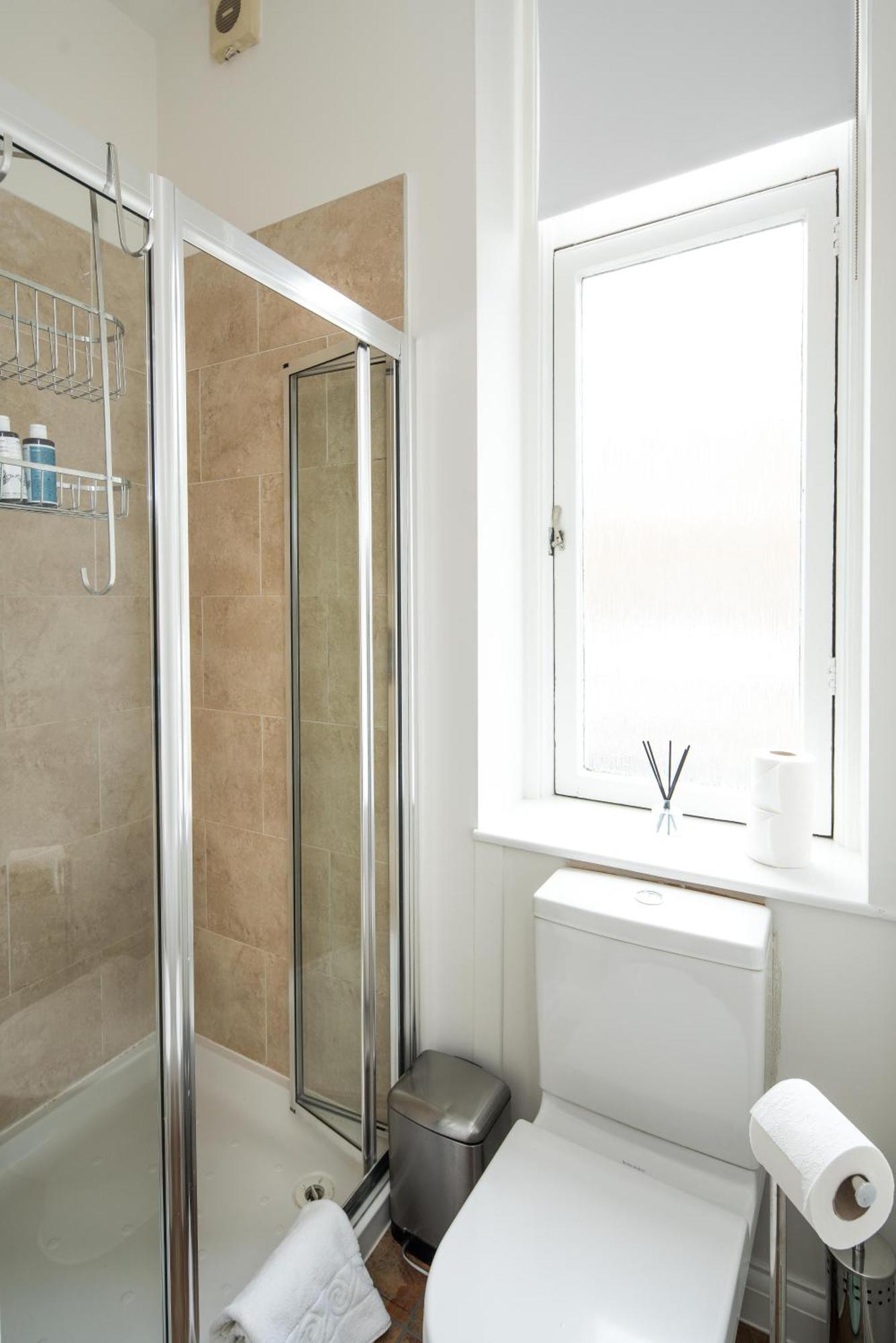 F1 Earlscourt-kensington-highstreet-ac Apartment *