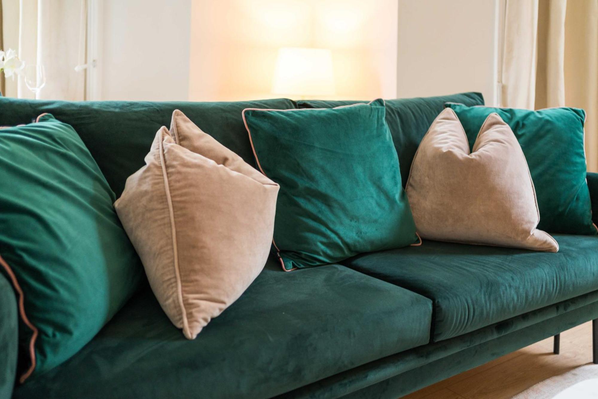 F1 Earlscourt-kensington-highstreet-ac London
