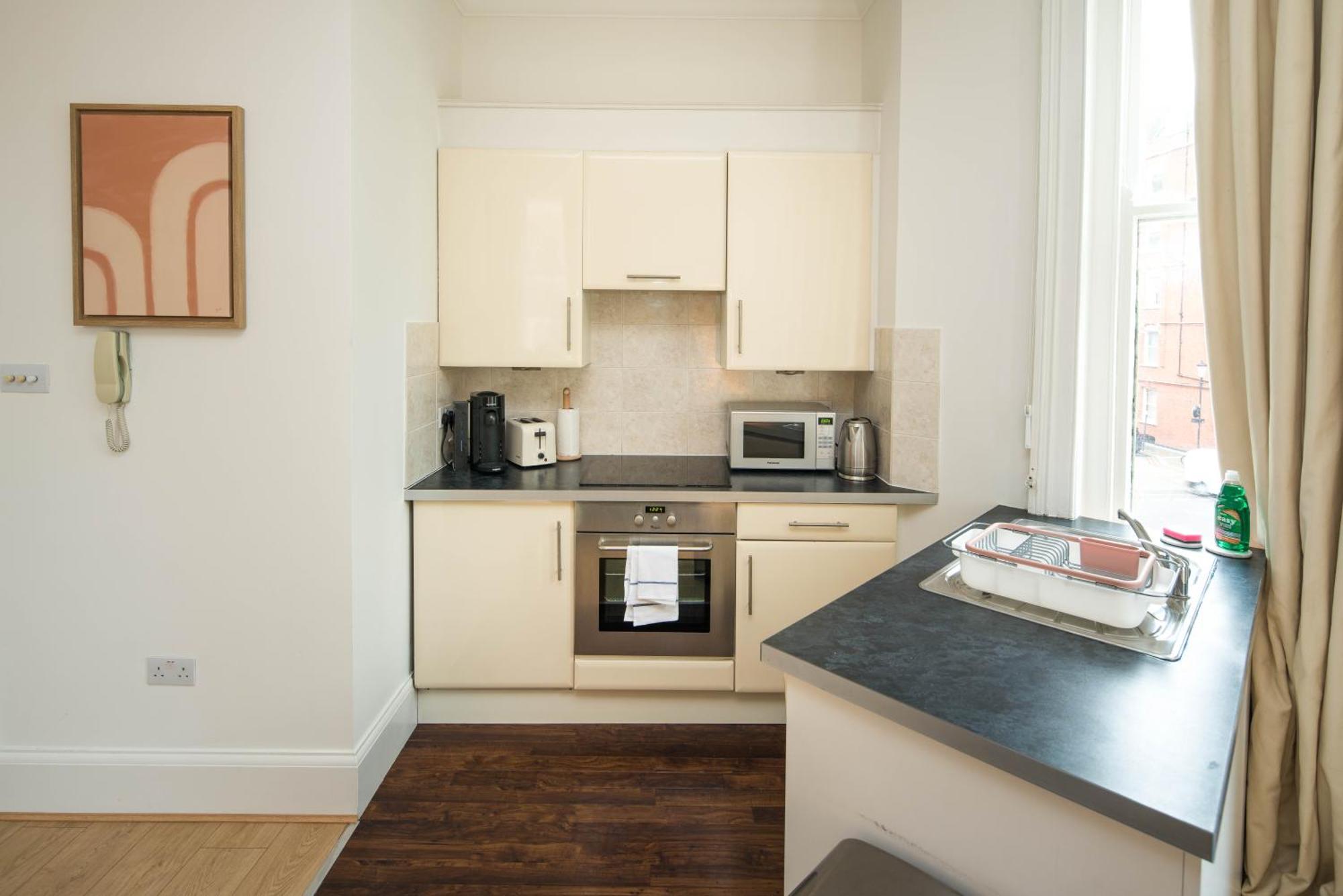 F1 Earlscourt-kensington-highstreet-ac Apartment *