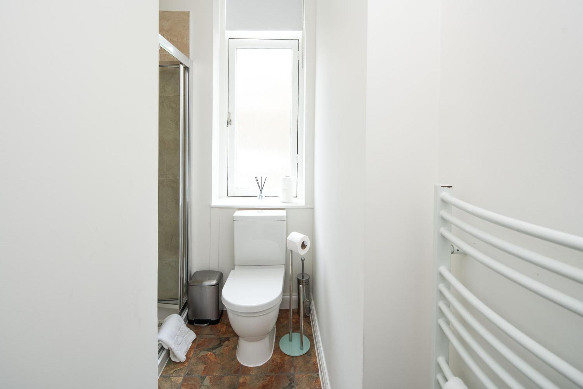 F1 Earlscourt-kensington-highstreet-ac Apartment London