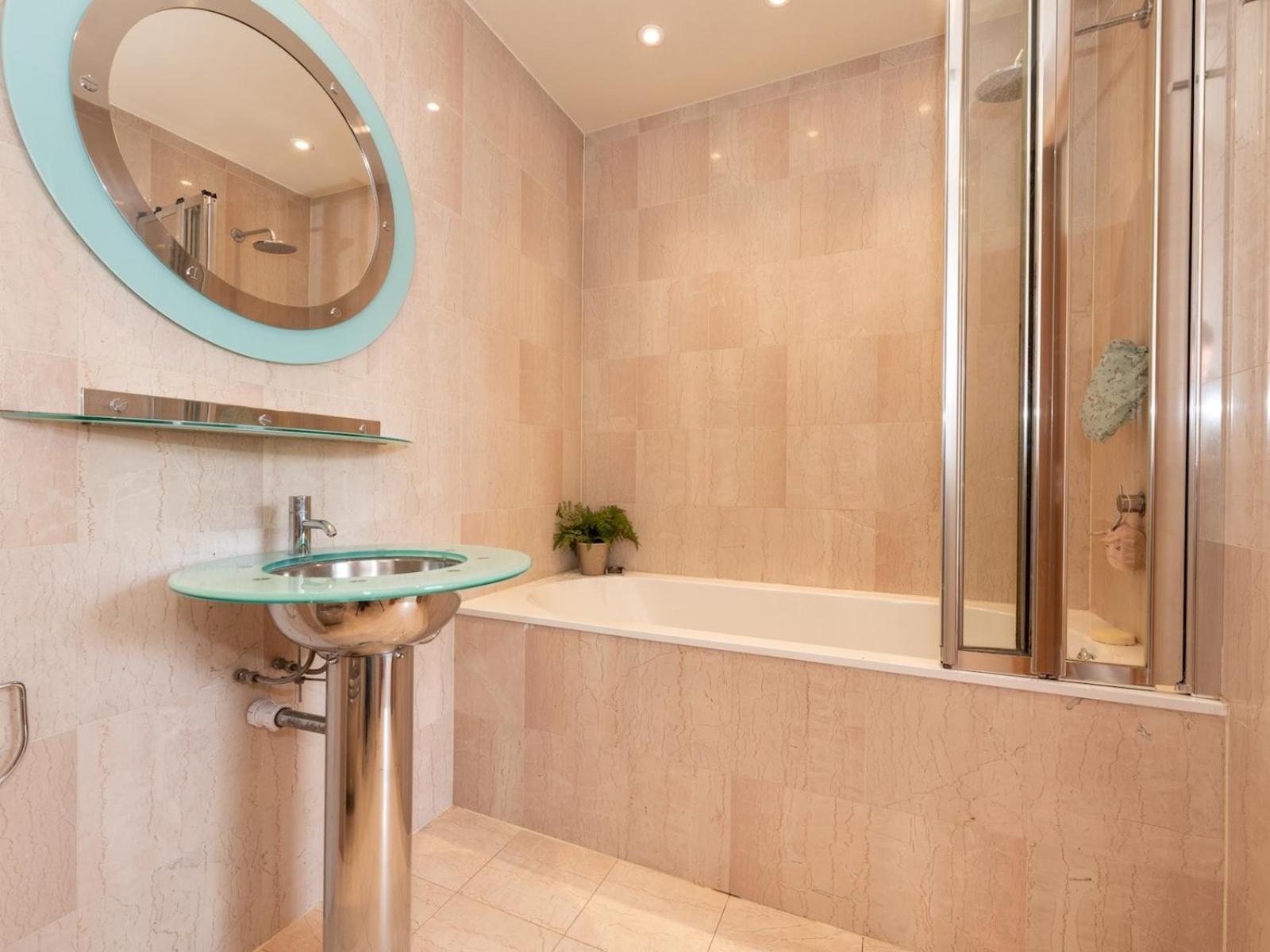Charming Family-friendly 3bedroom In Belsize Park Pass The Keys Leilighet London