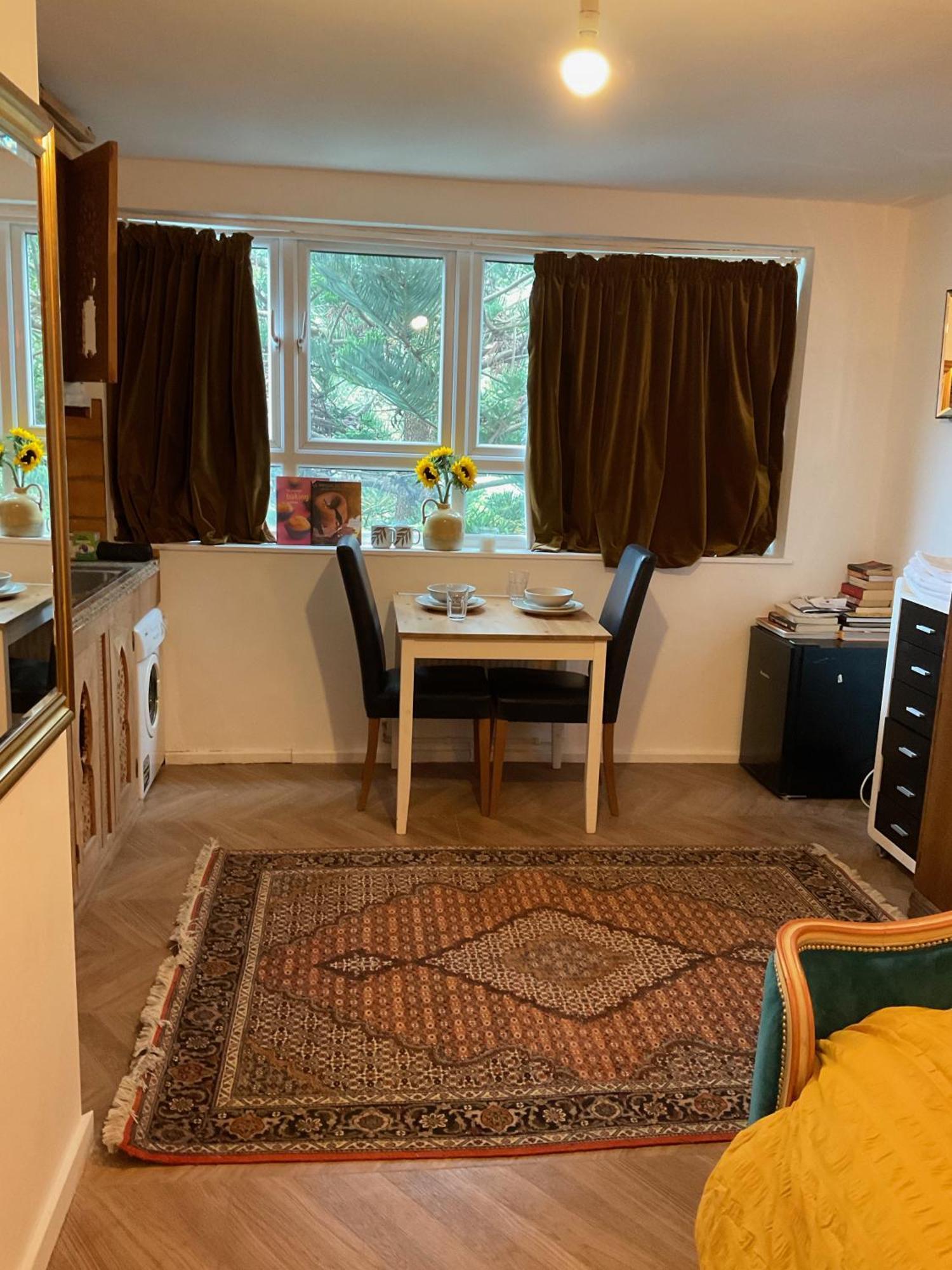 Studio6 Charming With Modern Amenities In Appartamento Londra