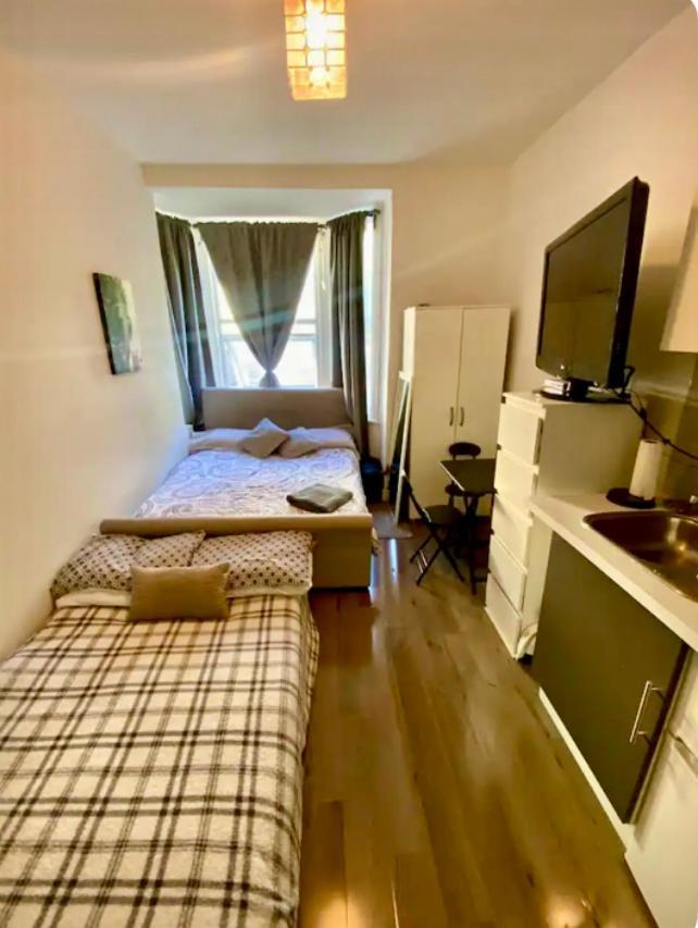 Modern Sleeps 4 People Opposite Westfield Shepherds Bush Apartment