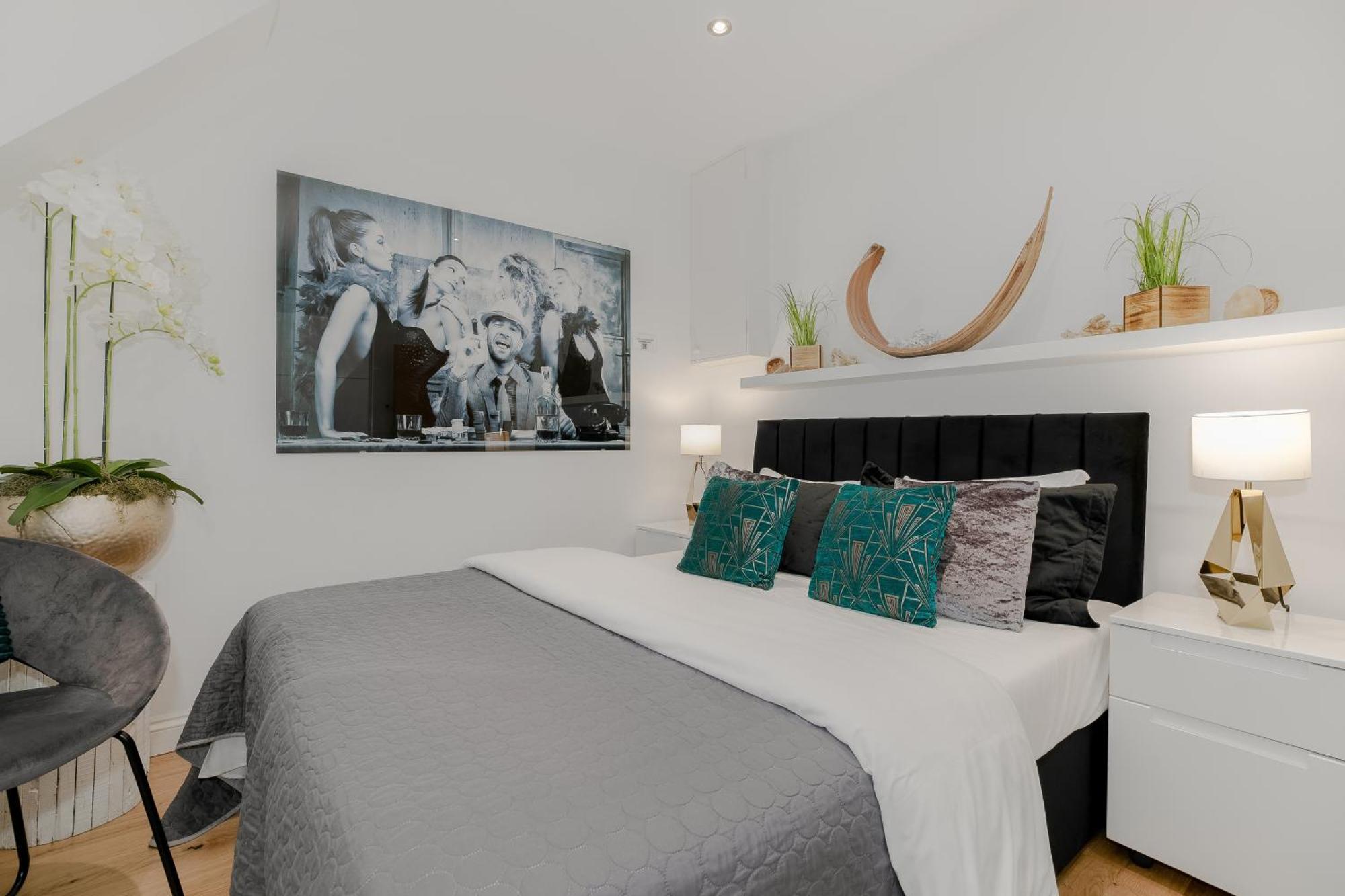 Cool Covent Garden Theatre Design Hub For Families Friends Couples Apartment