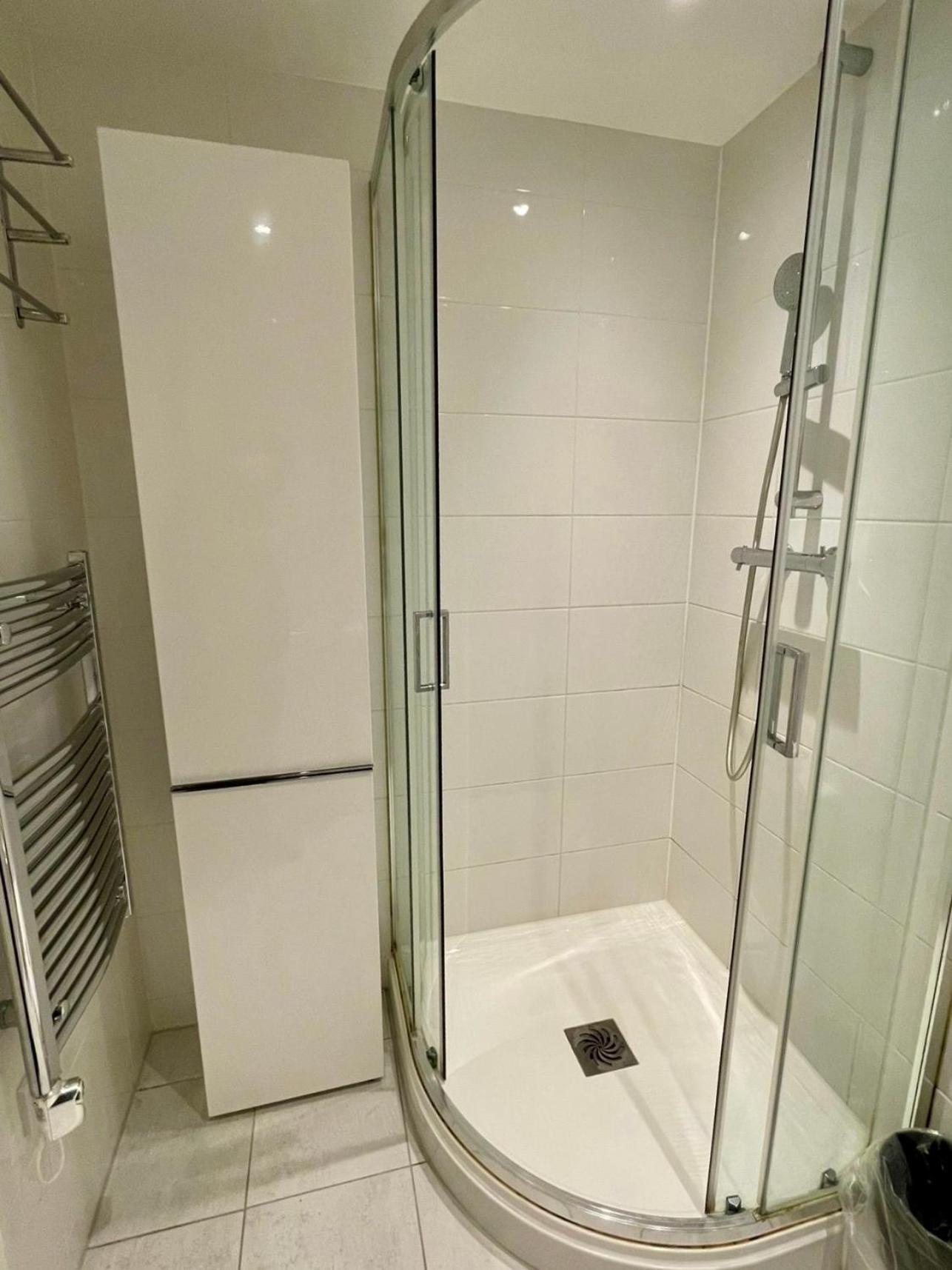 Lägenhet Stylish 1br, 15 Mins To Buckingham Palace,