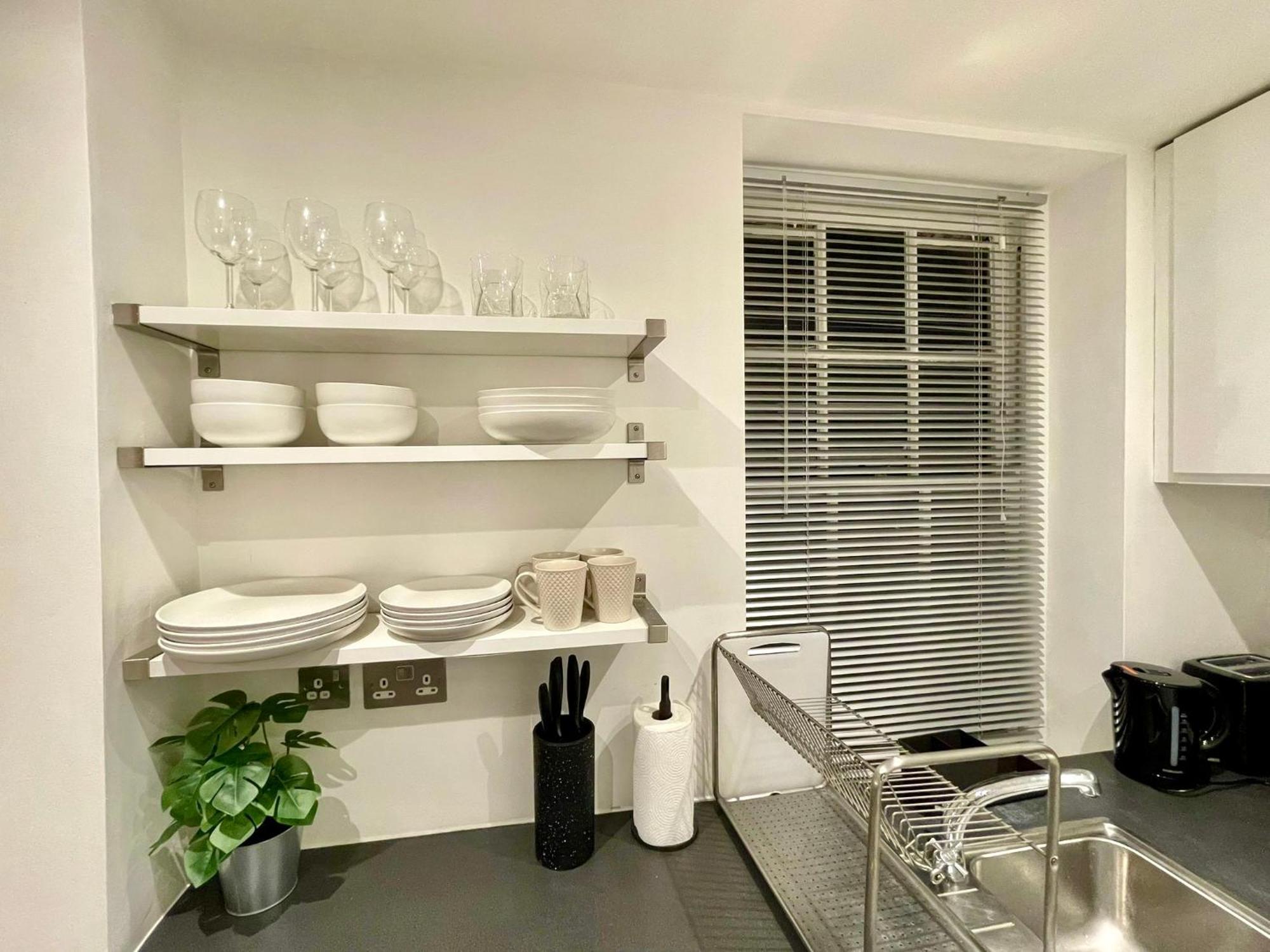 Stylish 1br, 15 Mins To Buckingham Palace, Lägenhet London
