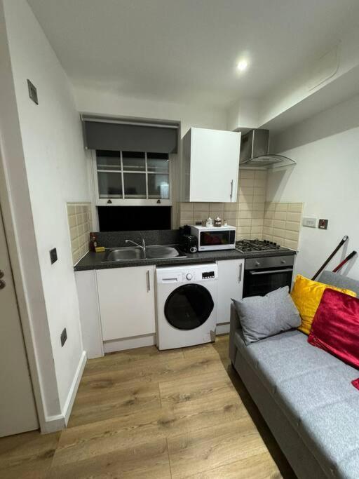 Appartamento Sleep 6 - 5 Min From Camden Market Hw5