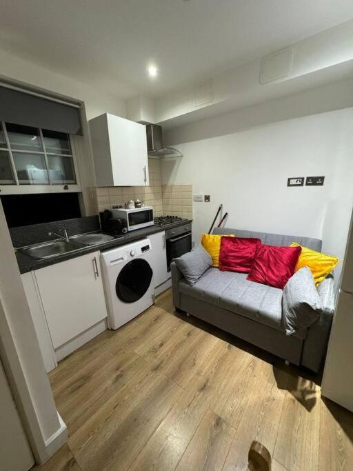 Sleep 6 - 5 Min From Camden Market Hw5 Appartamento *