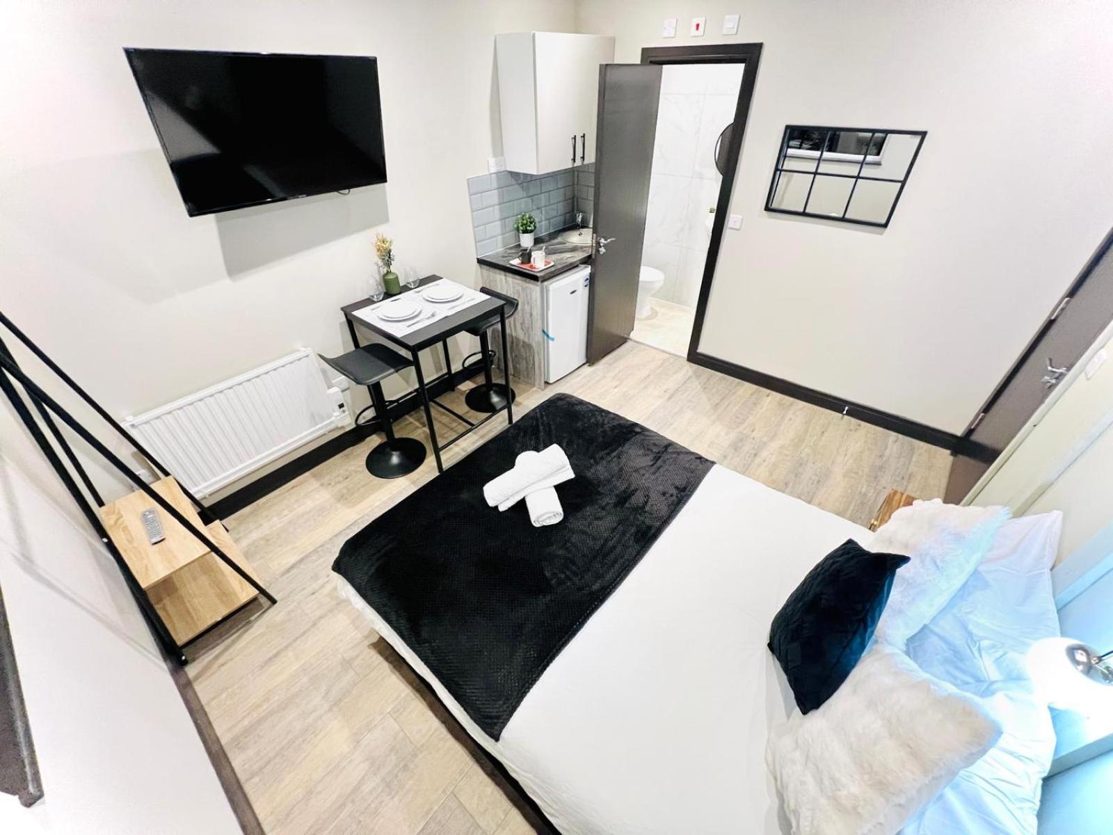 Apartment Luxury Flats, Location For Tourists