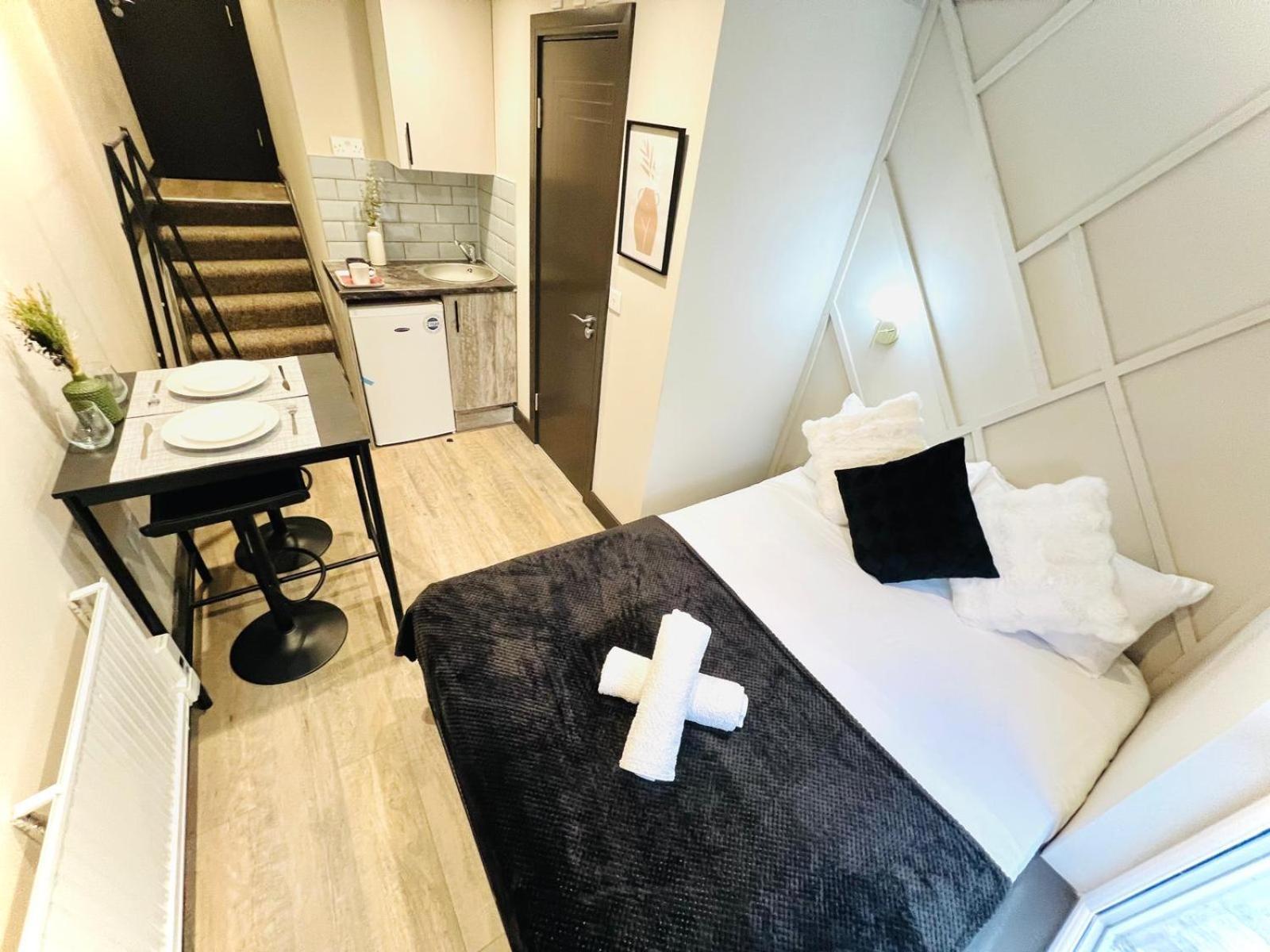 Luxury Flats, Location For Tourists * London