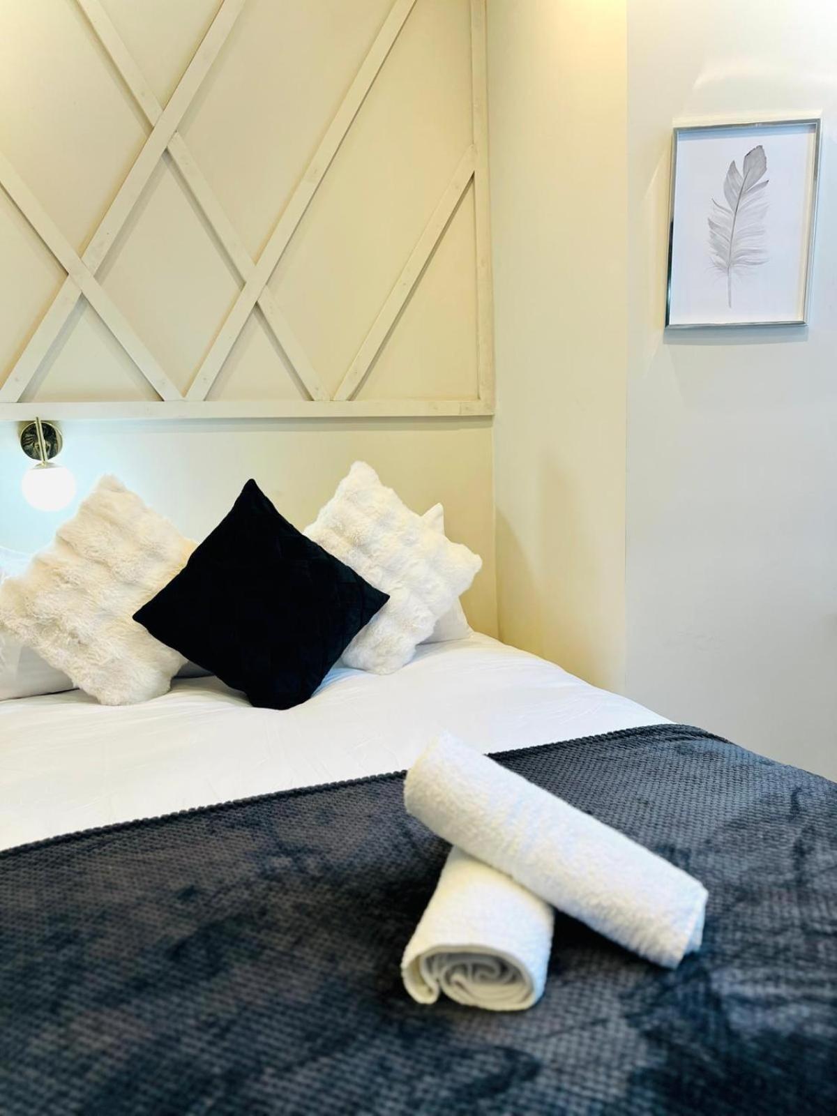 Luxury Flats, Location For Tourists Apartment