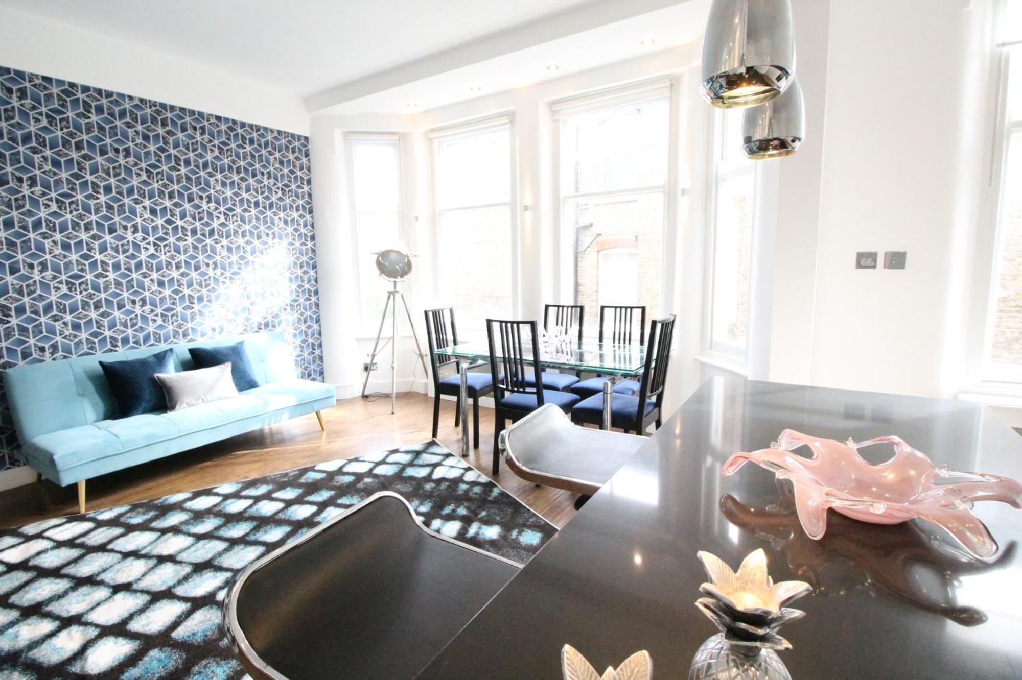Contemporary 3 Double Bedroom 2 Bathroom Haven In The Heart Of Chelsea Exquisite With A Designer's Touch Appartement *