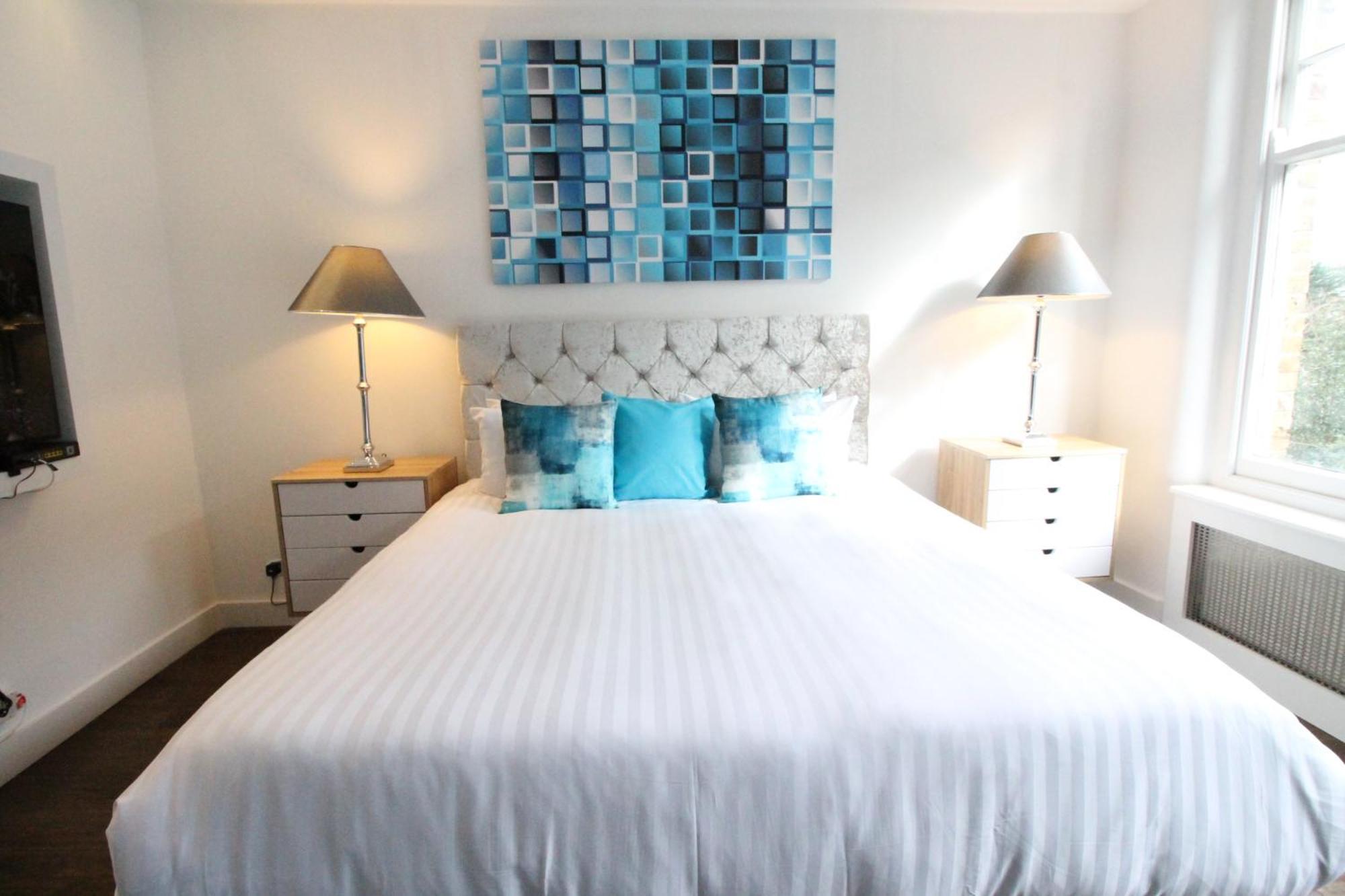 Appartement Contemporary 3 Double Bedroom 2 Bathroom Haven In The Heart Of Chelsea Exquisite With A Designer's Touch