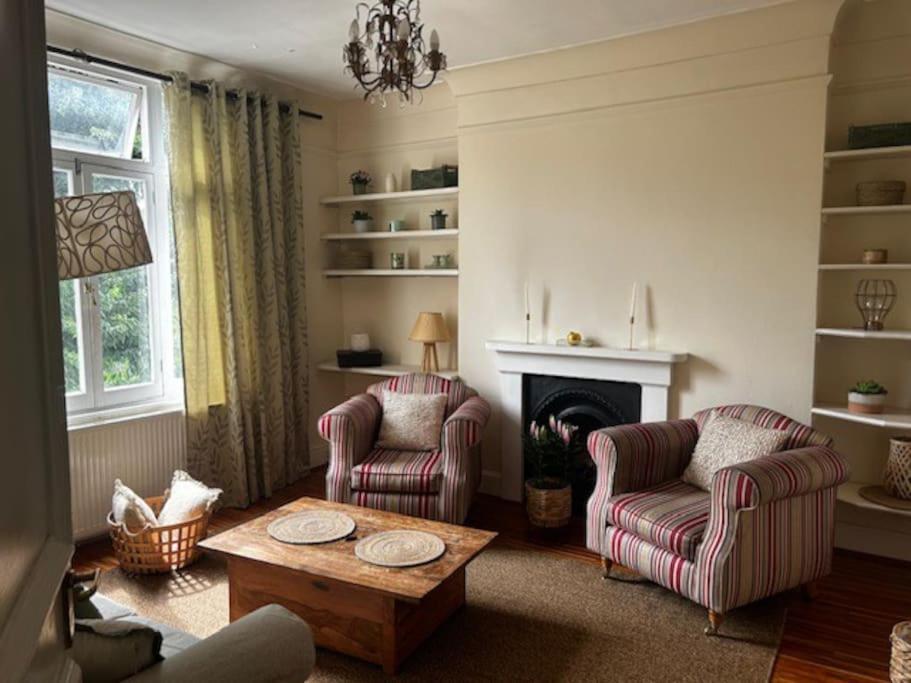 Cosy Maida Vale Nest Apartment London