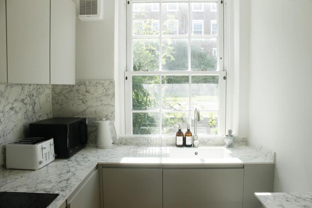 Stylish Apartment, Near Hampstead Heath Lägenhet London