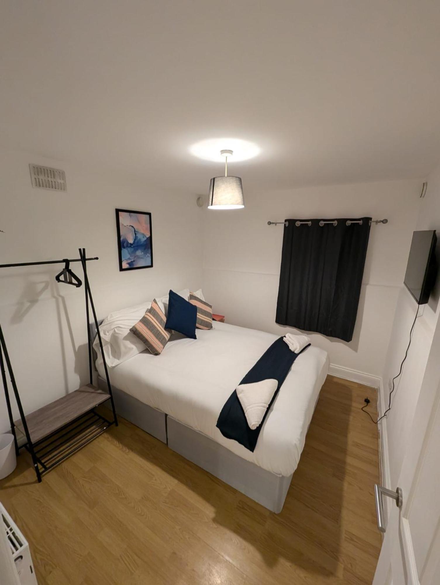 Affittacamere En-suite Double - Leytonstone E11 *