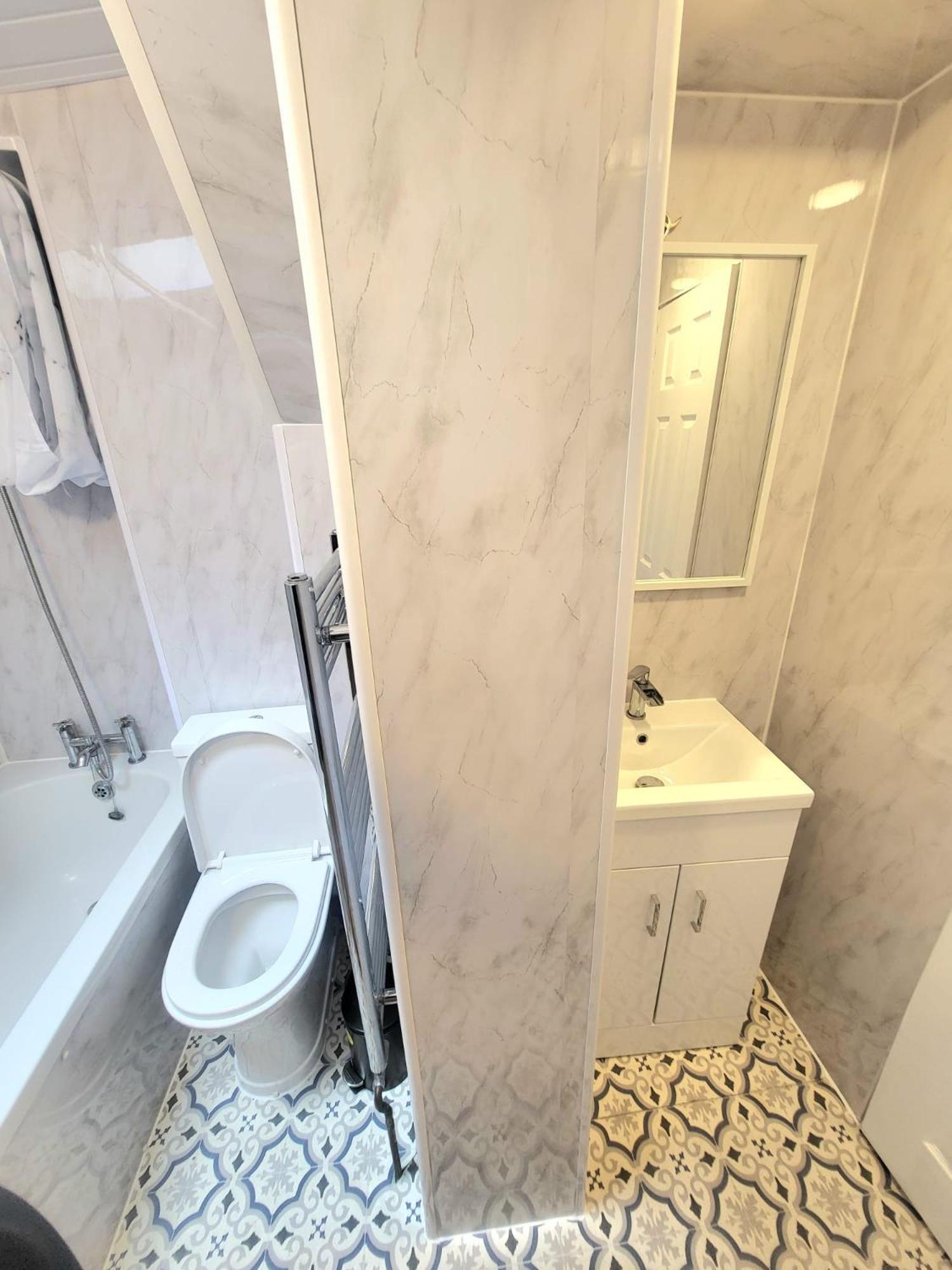 En-suite Double - Leytonstone E11 Affittacamere Londra
