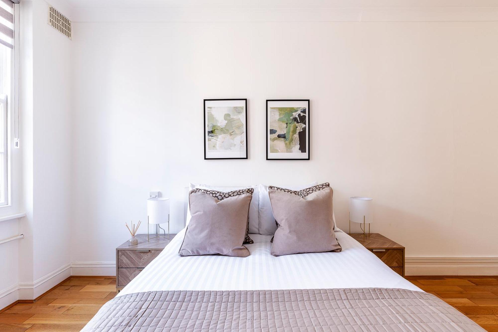 Modern 2 Bedroom Flat Near Queensway London