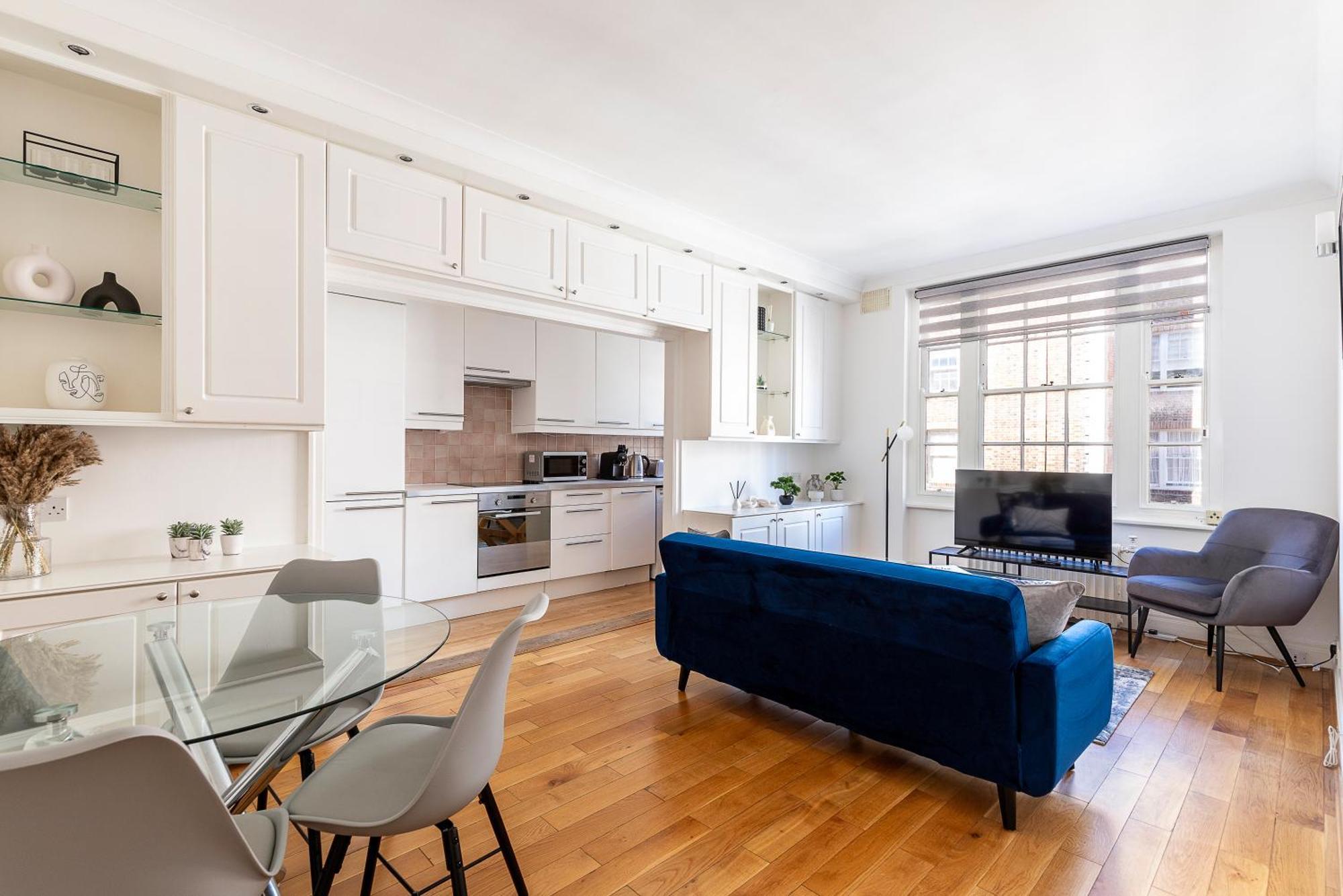Modern 2 Bedroom Flat Near Queensway Lägenhet London