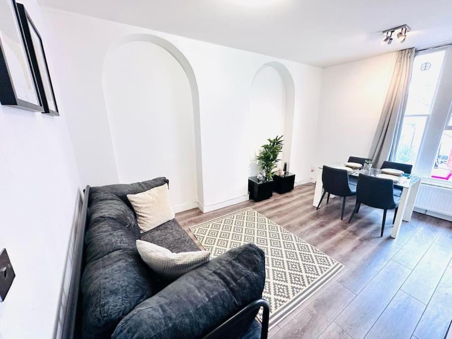 Luxury Flat Hyde Park Super Location For Tourists Appartamento Londra