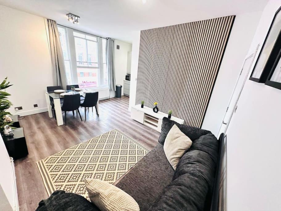 Luxury Flat Hyde Park Super Location For Tourists * Londra