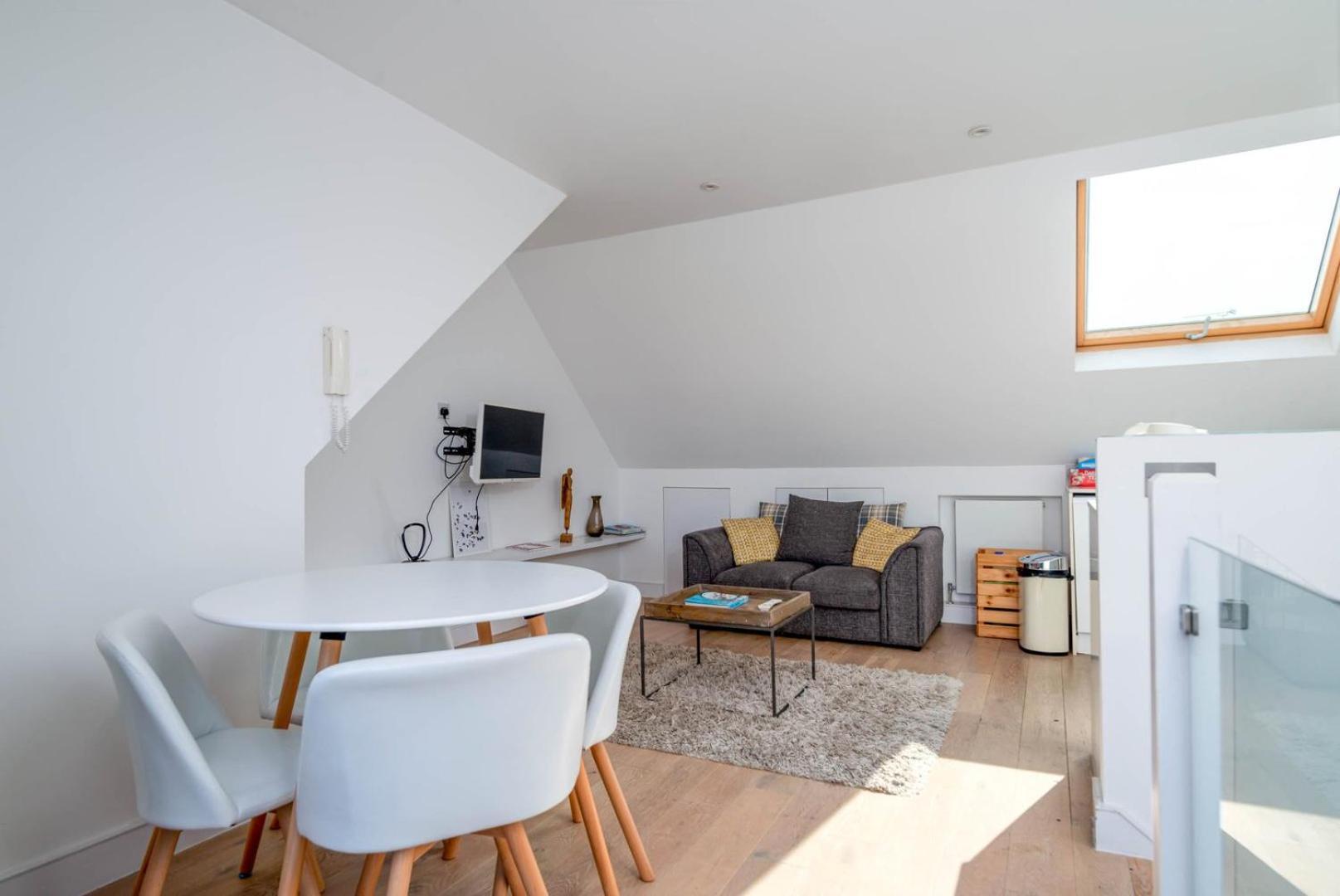 Guestready - Top Floor West Kensington