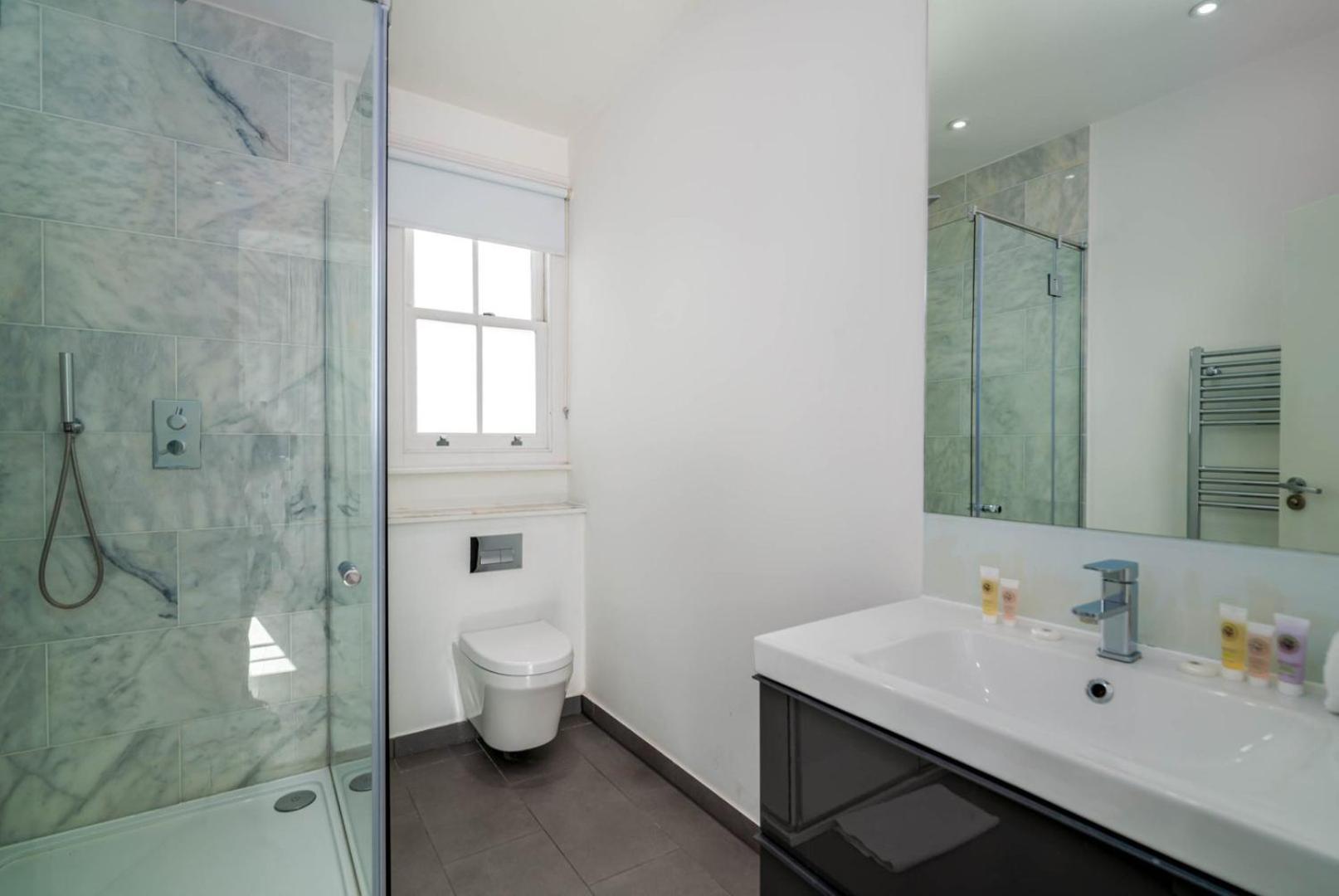 Guestready - Top Floor West Kensington Apartment