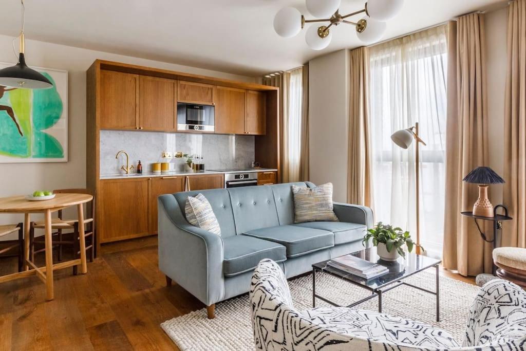 Apartment Luxury In A Vibrant Part Of North *