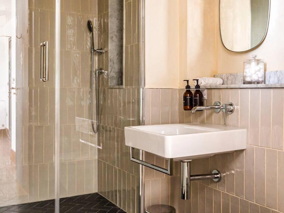 Luxury In A Vibrant Part Of North London
