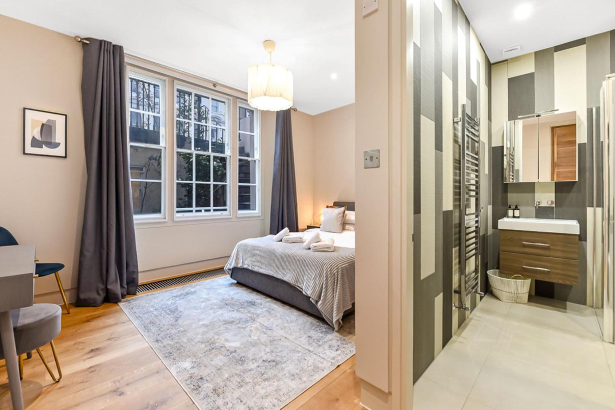 Super High-end Kensington House Near Hyde Park Lägenhet