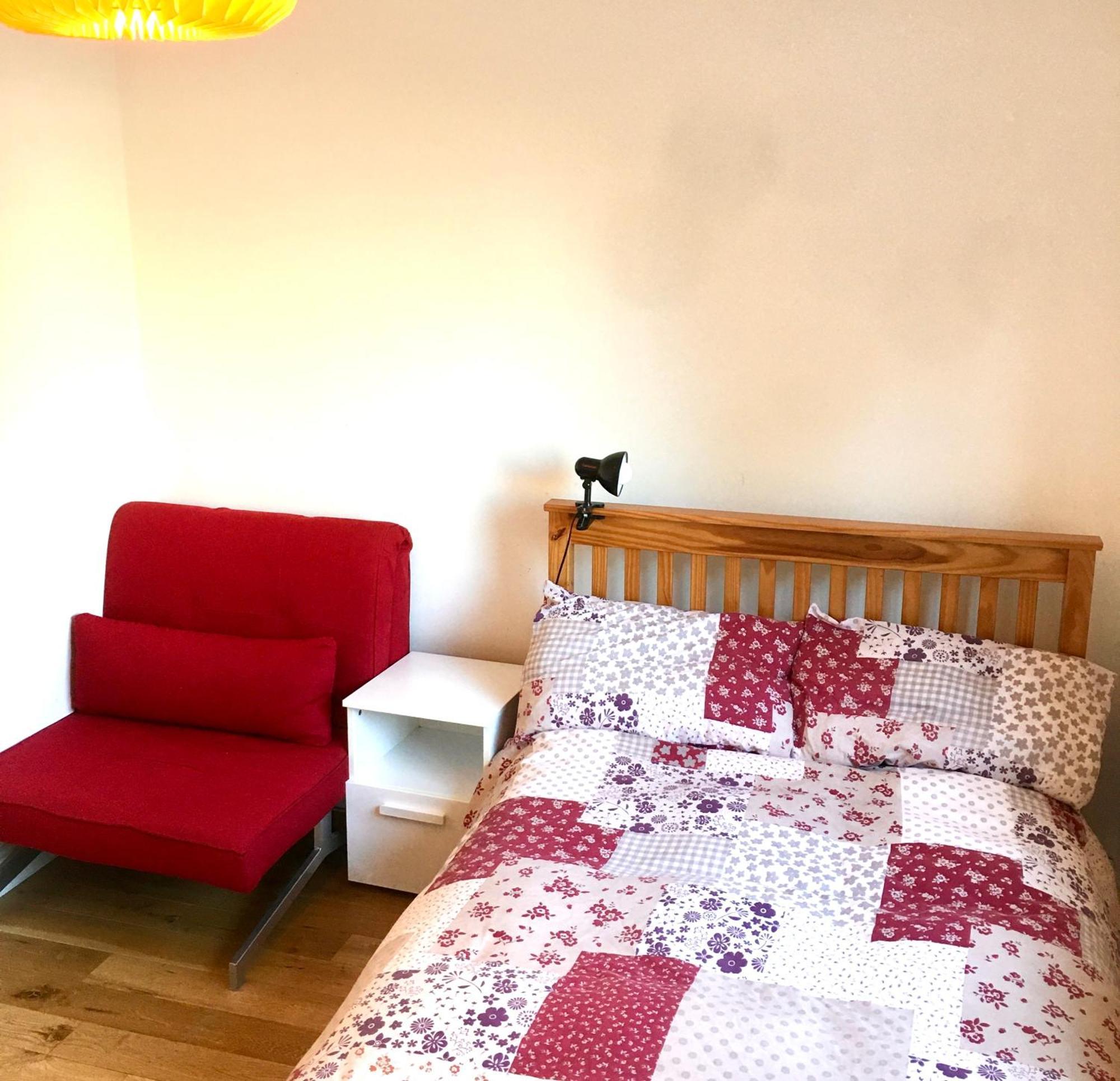 Waterloo - Private In Shared Bed & Breakfast *