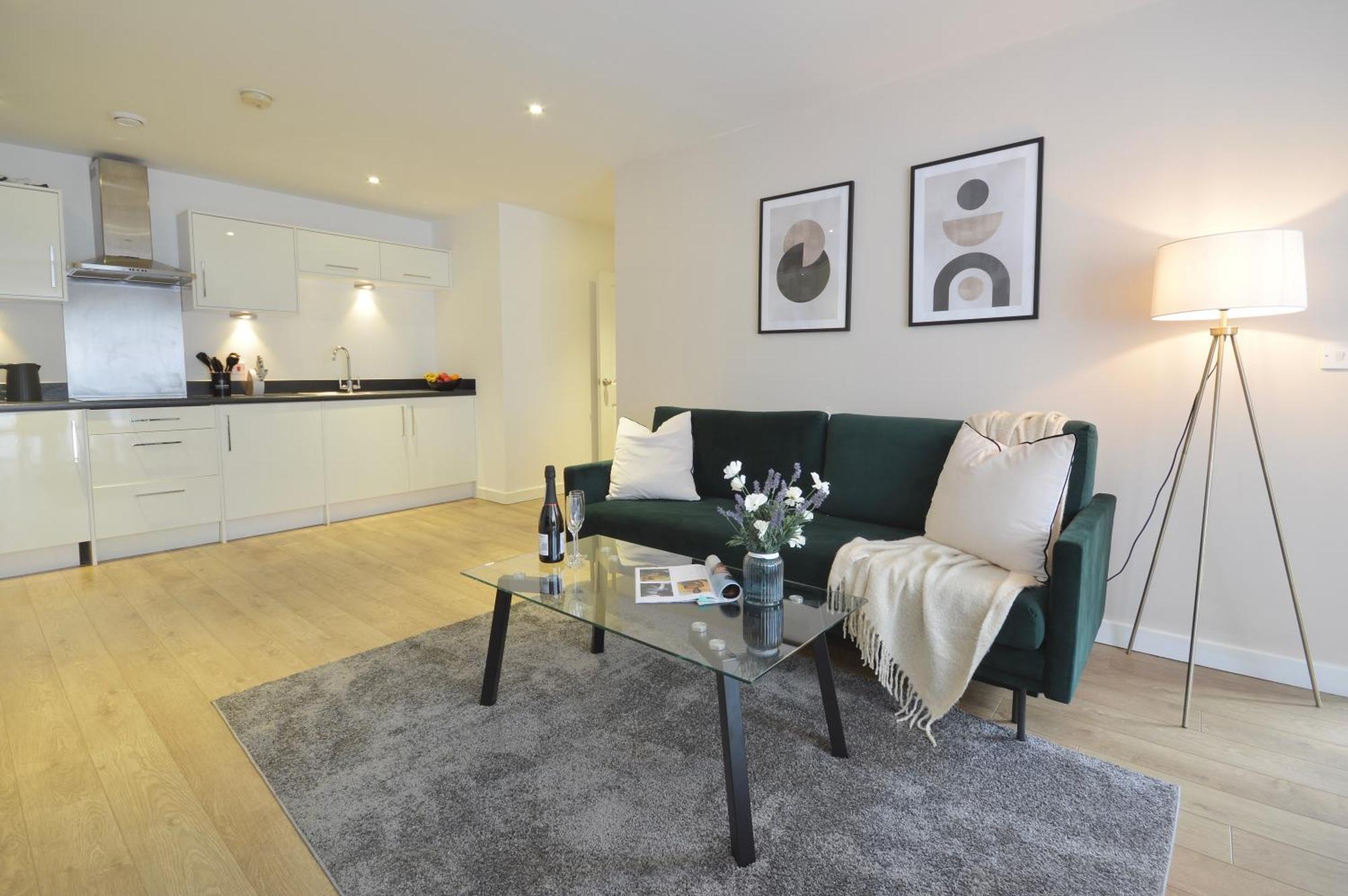 Modern 2 Bedroom Steps From Vauxhall St Appartamento Londra