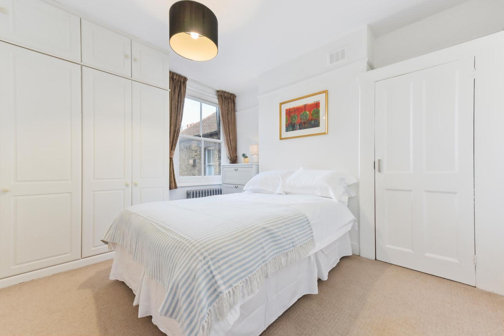 Spacious 3 Bed South Bank Londra