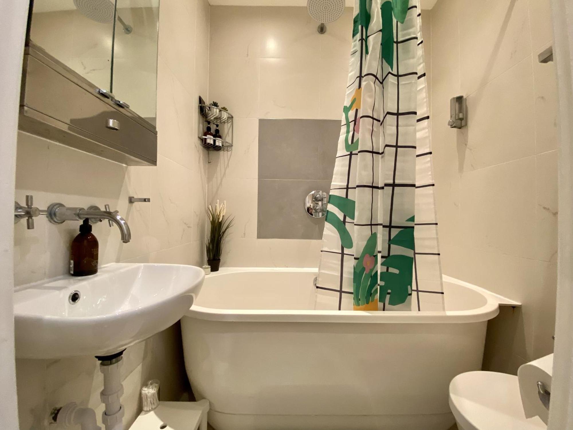 Entire Flat, Central London, Bank Payment To The Host Within 24h From The Reservation Appartement *