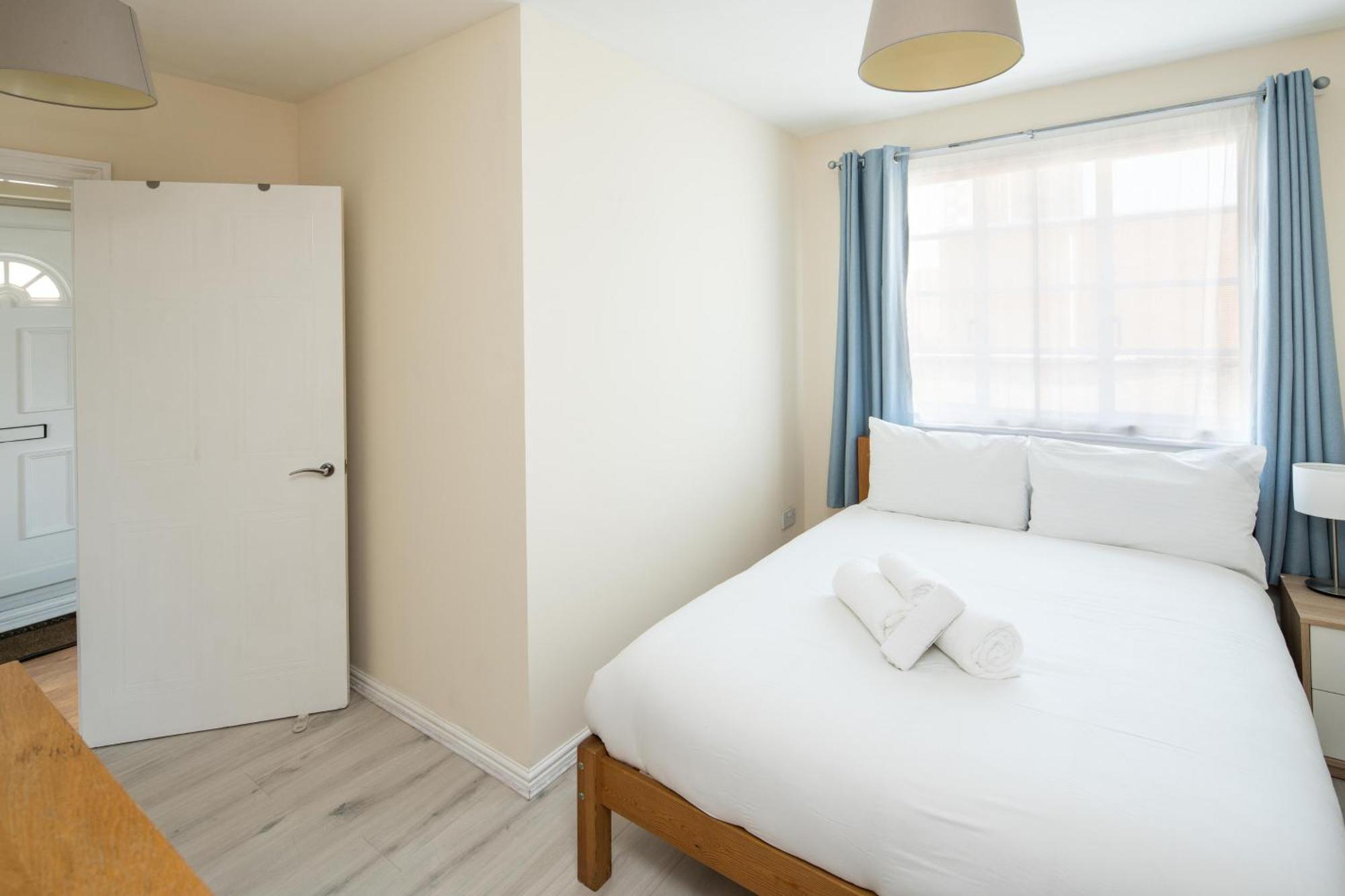 2bd Flat - Buzz & Parkside Serenity