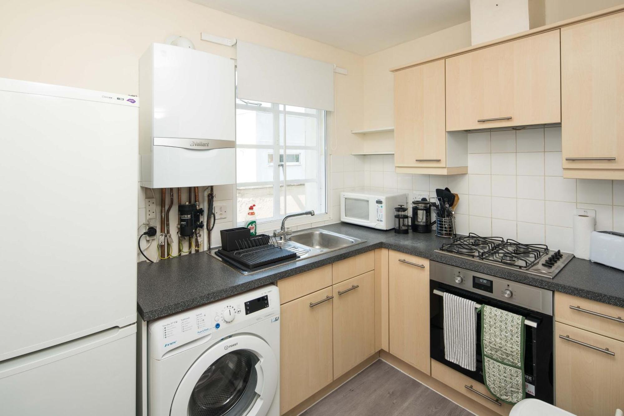Apartment 2bd Flat - Buzz & Parkside Serenity London