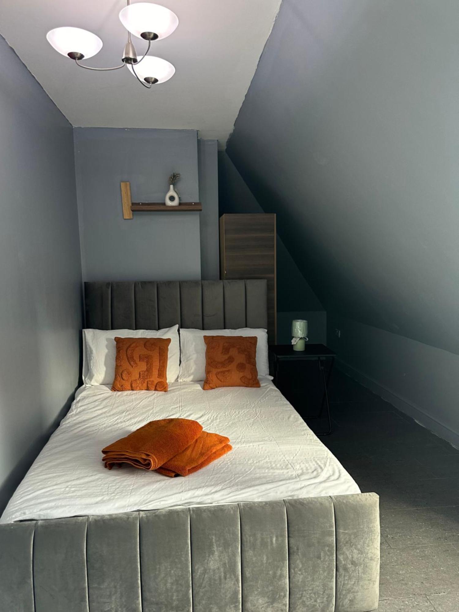 Luxury In Rooftop Penthouse In Central London, Shared Flat Rum i privatbostad London
