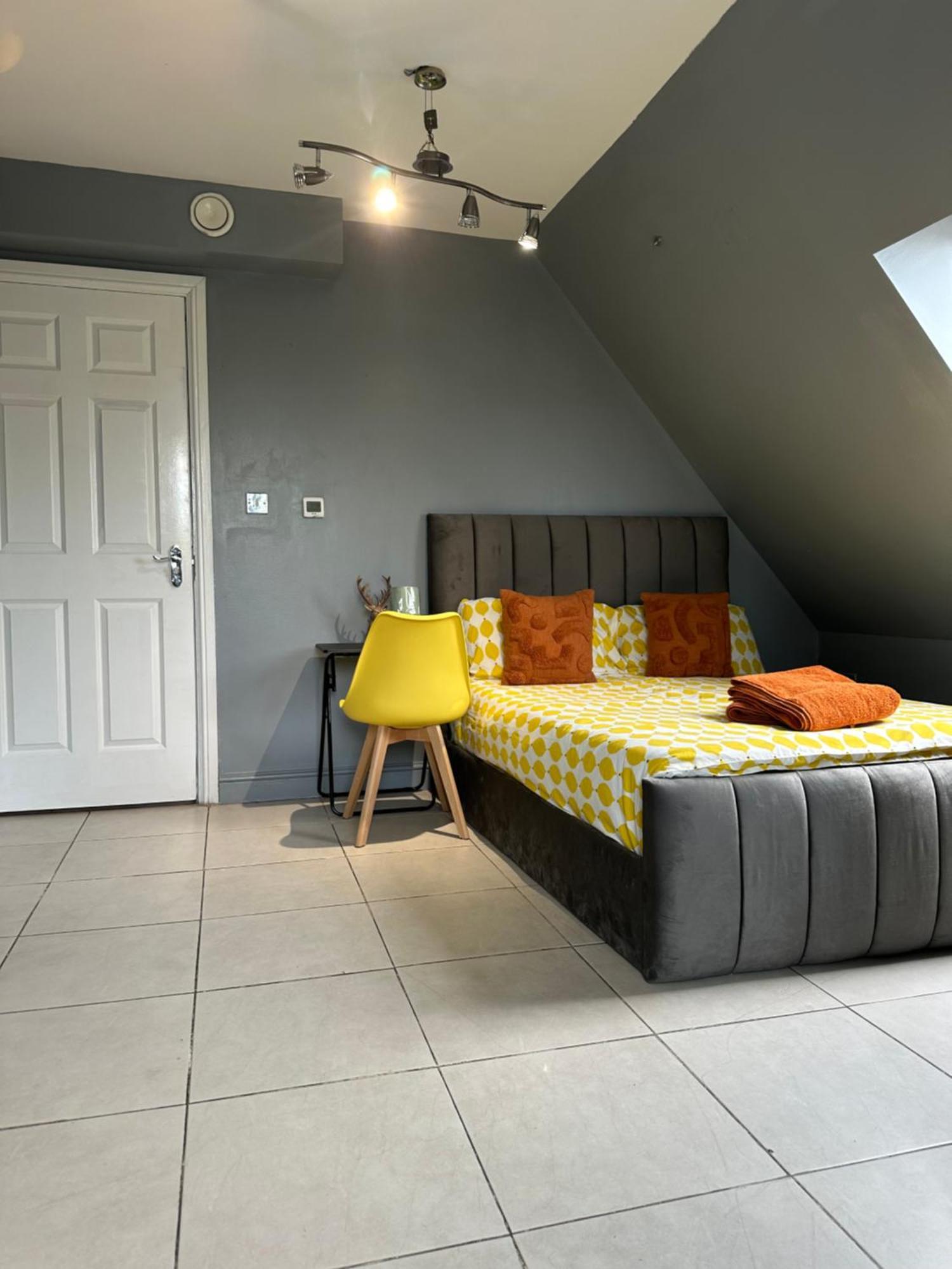 Rum i privatbostad Luxury In Rooftop Penthouse In Central London, Shared Flat London