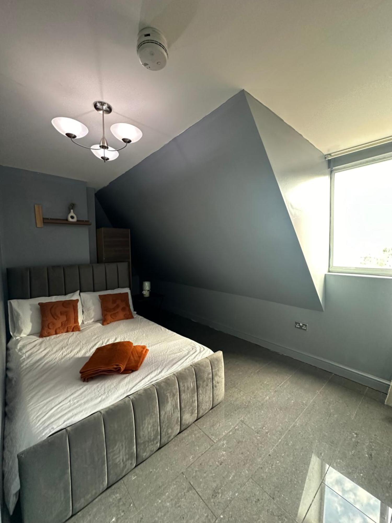 Luxury In Rooftop Penthouse In Central London, Shared Flat Rum i privatbostad