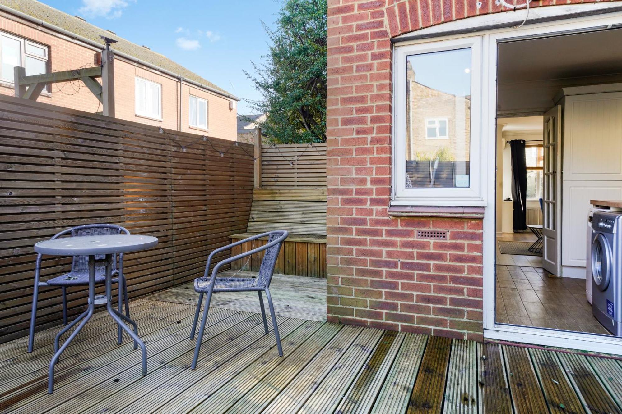 40 Percent Off! - Delightful Abode In - Garden Feriehus