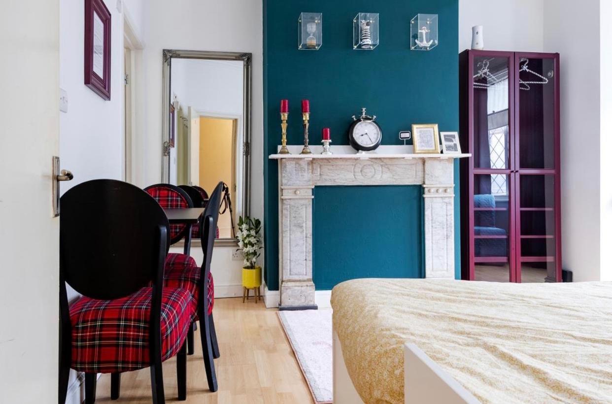 Colourful Flat Lägenhet