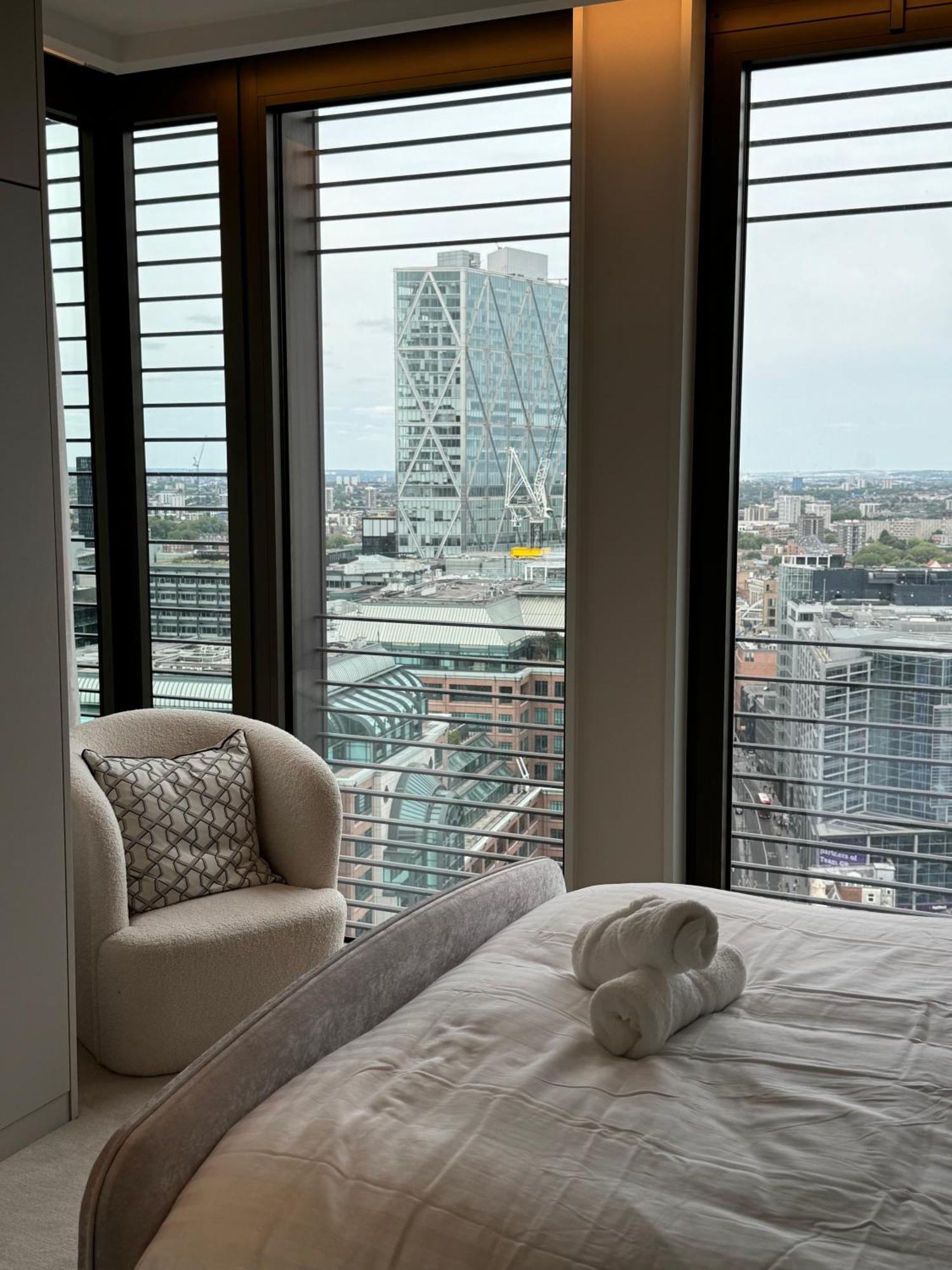One Bedroom Flat In The Centre * Londen