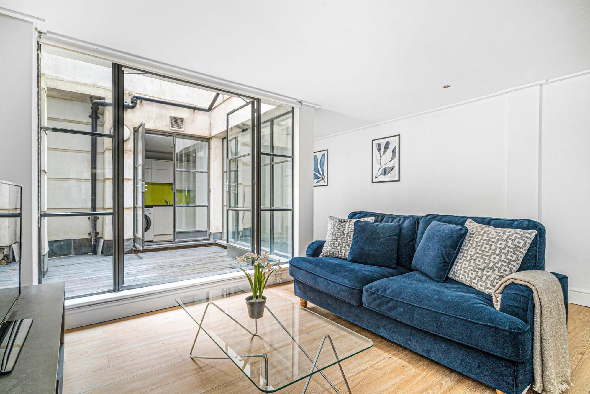 Heart Of Holborn - 2br With Patio - Cityapartmentstay Appartement Londen