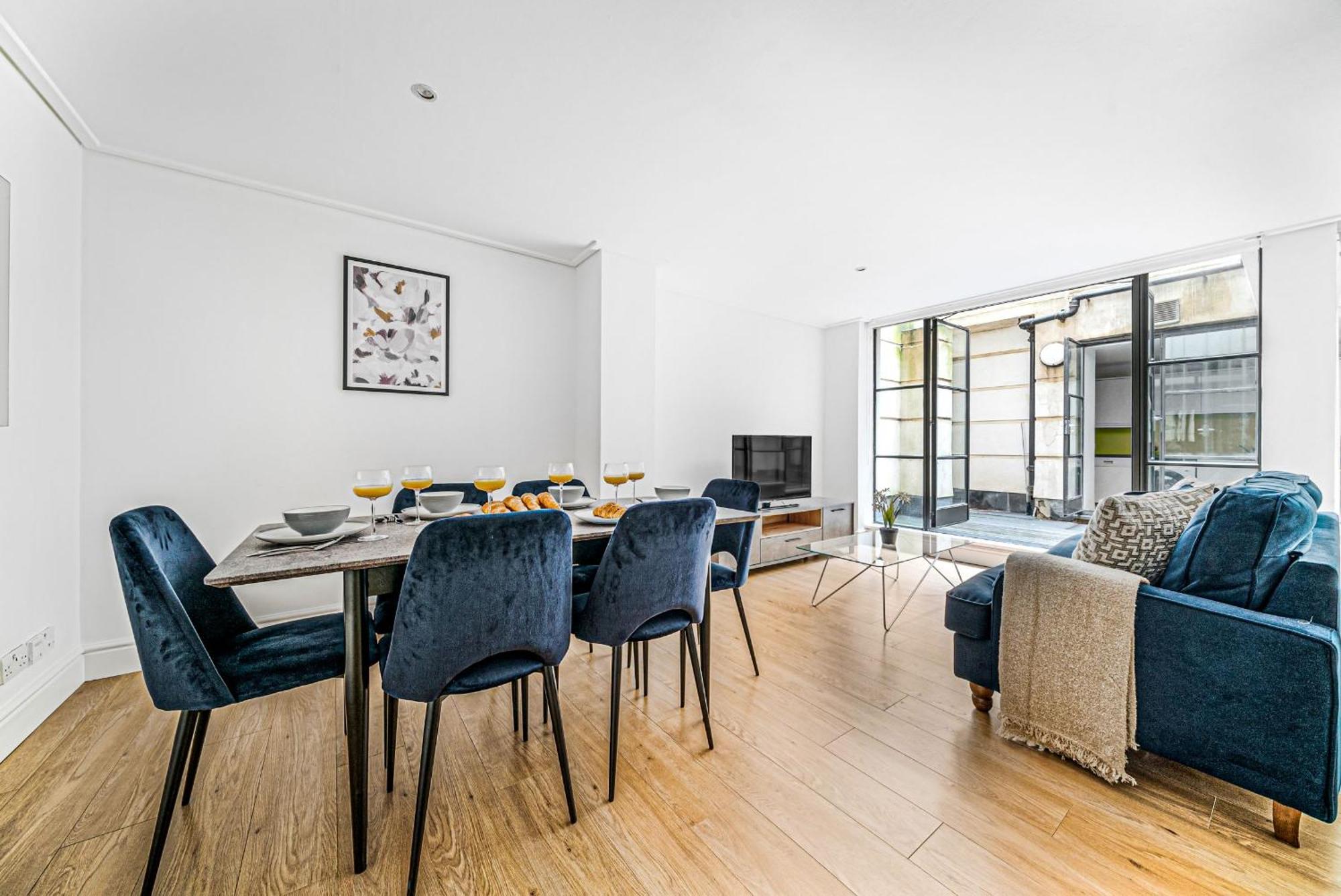 Appartement Heart Of Holborn - 2br With Patio - Cityapartmentstay