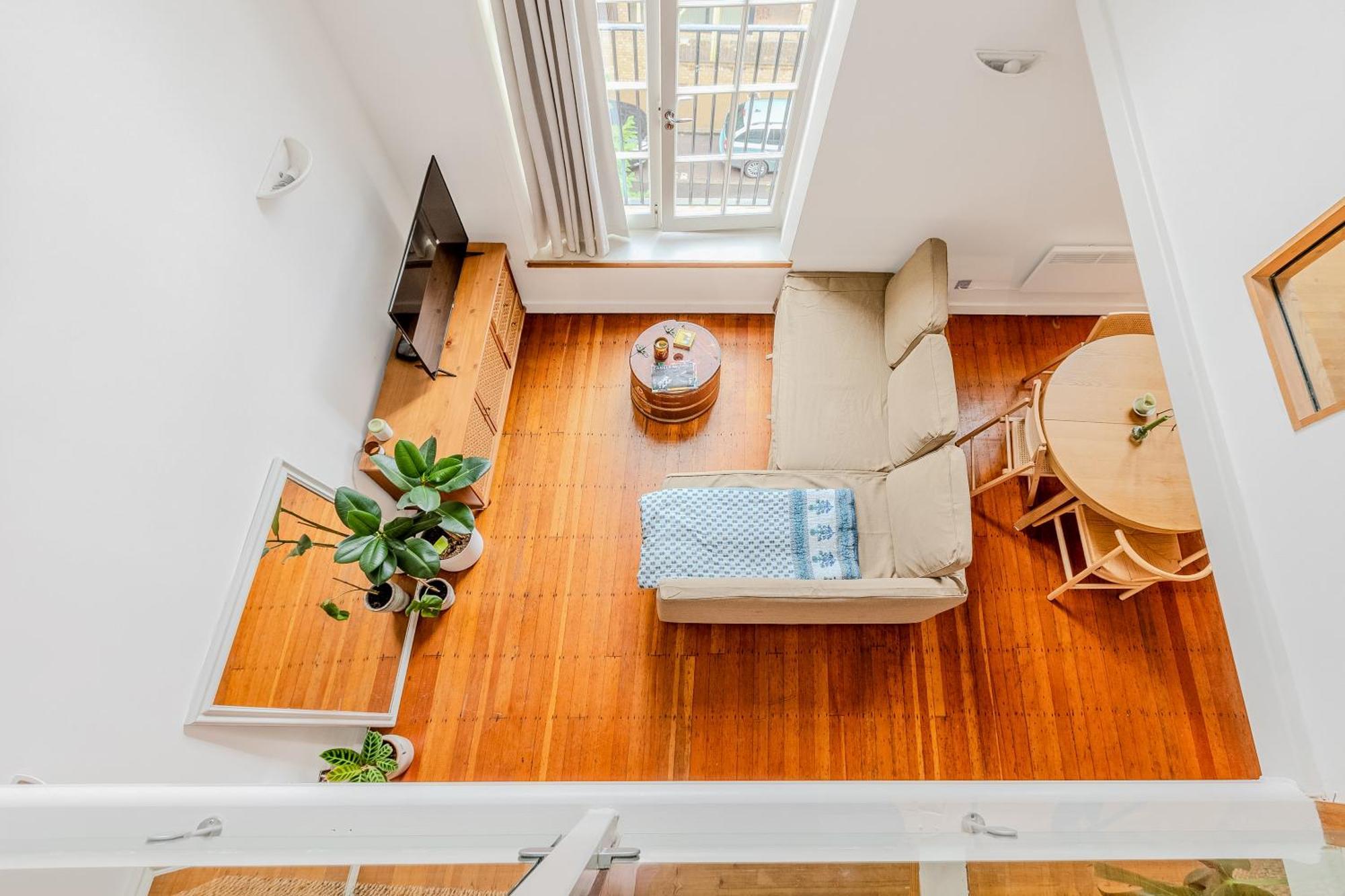 Lejlighed Exclusive Captivating 2lvl 1br Loft, Walworth London