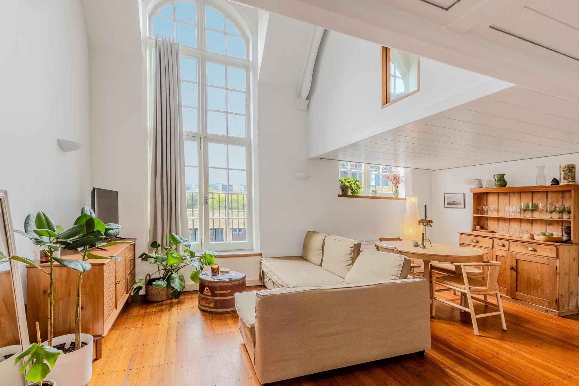 Exclusive Captivating 2lvl 1br Loft, Walworth Londen