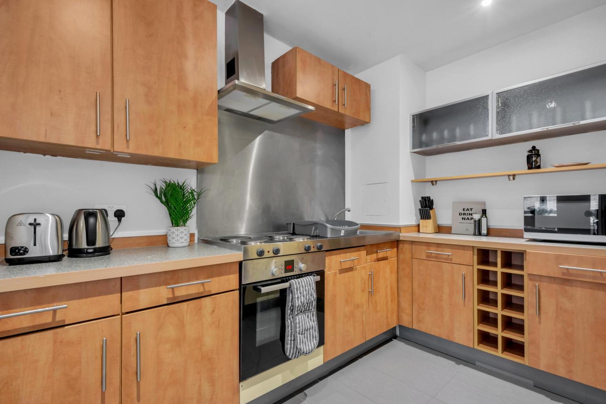 Mysquare Contemporary Serviced In Of Apartment London