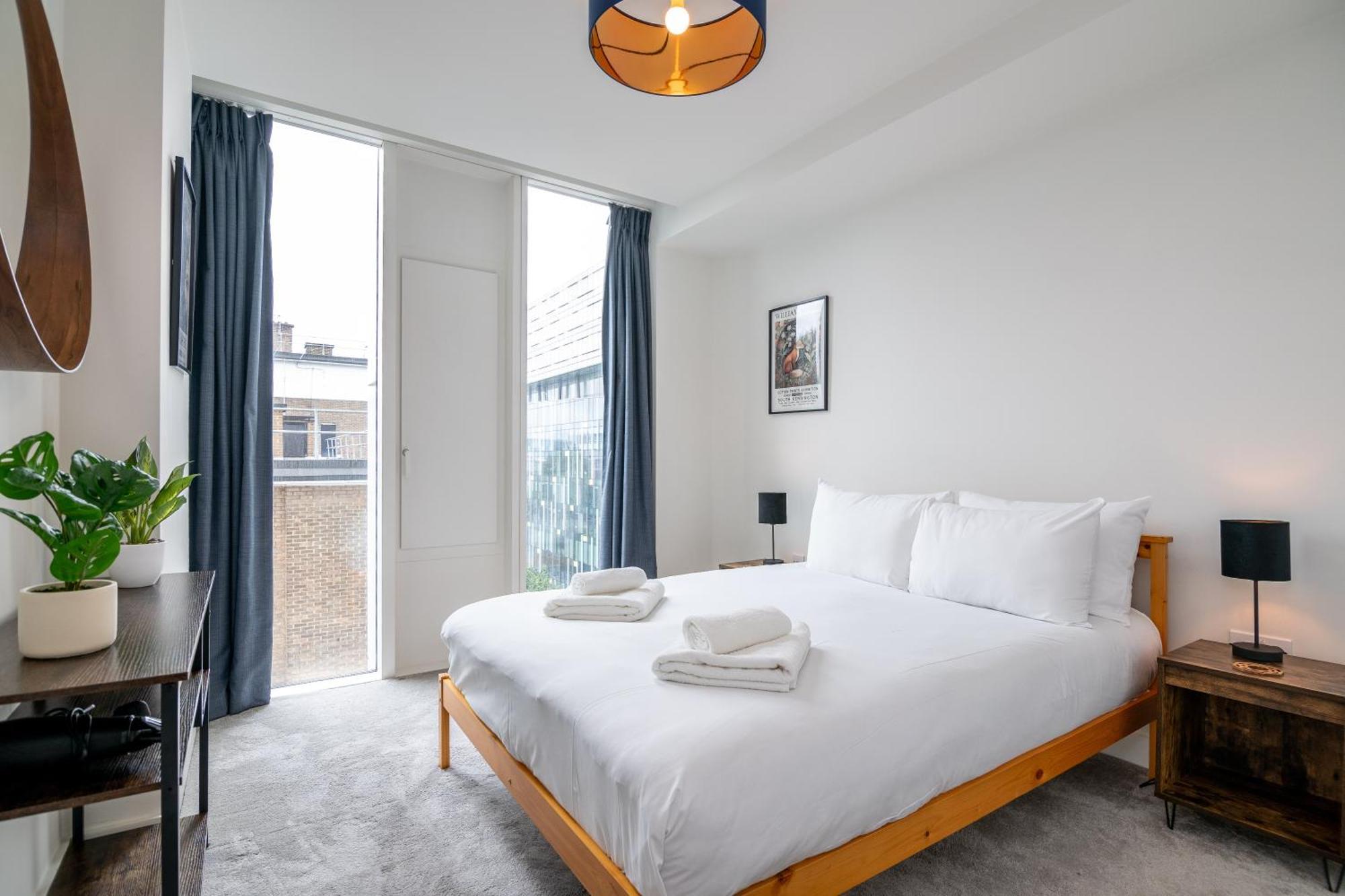Chic & Stylish 2-bed In The Heart Of Appartement *