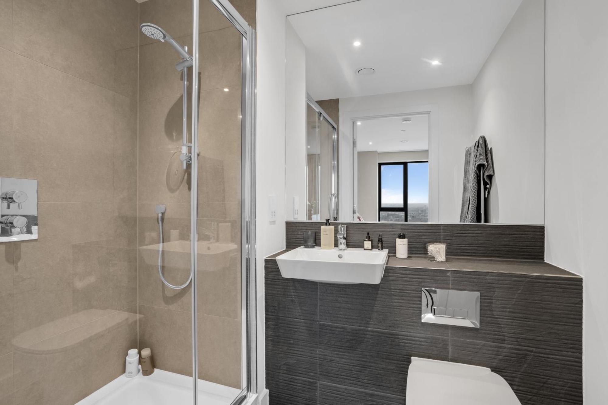Apartment Riverstone Heights London
