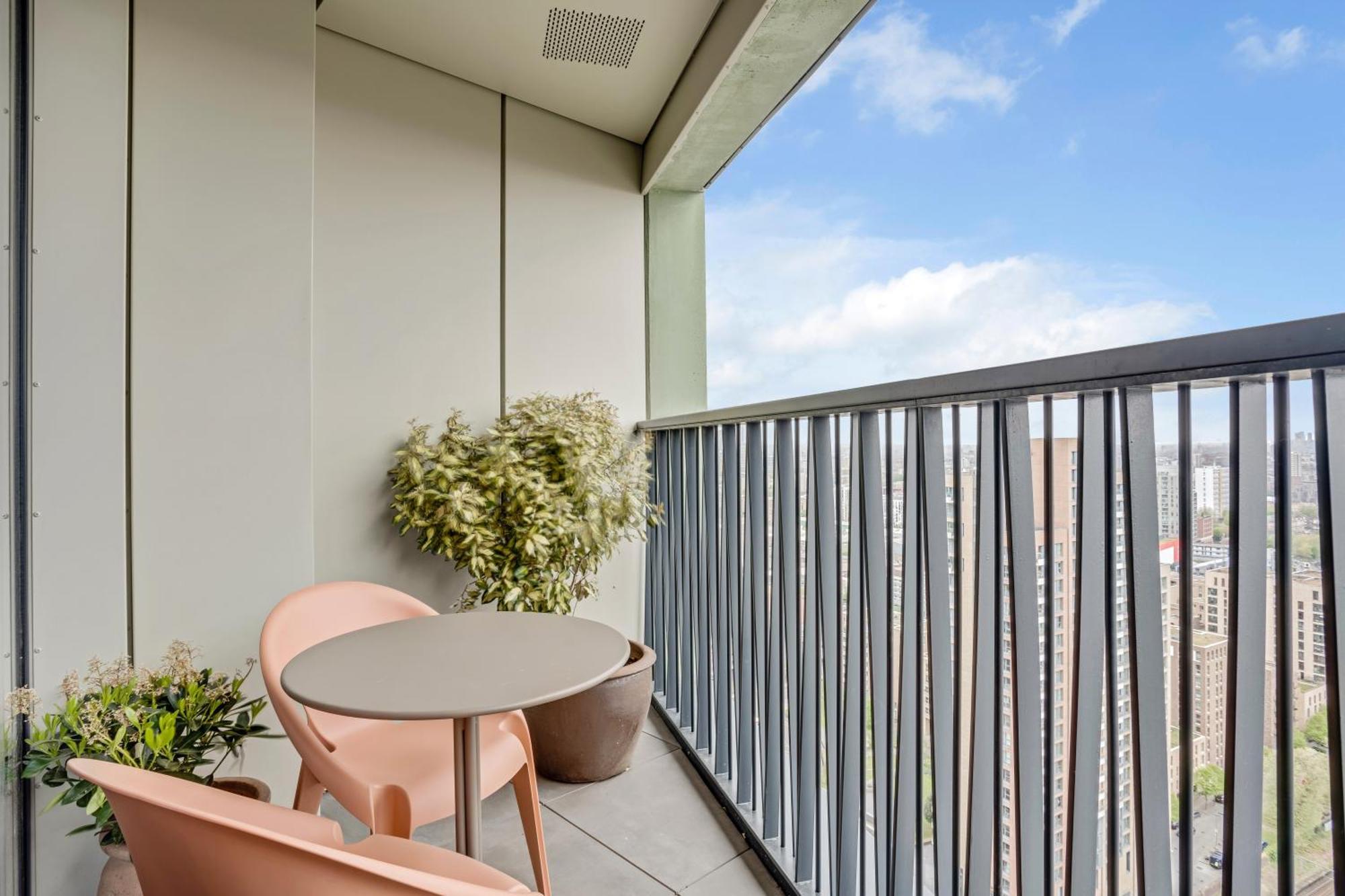 Riverstone Heights * London